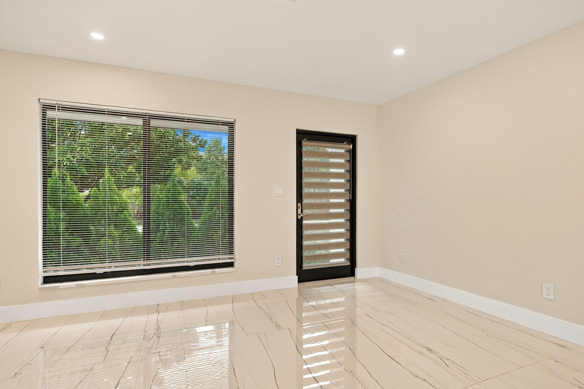 4741 NE 19th Ave Fort Lauderdale, FL 33308
