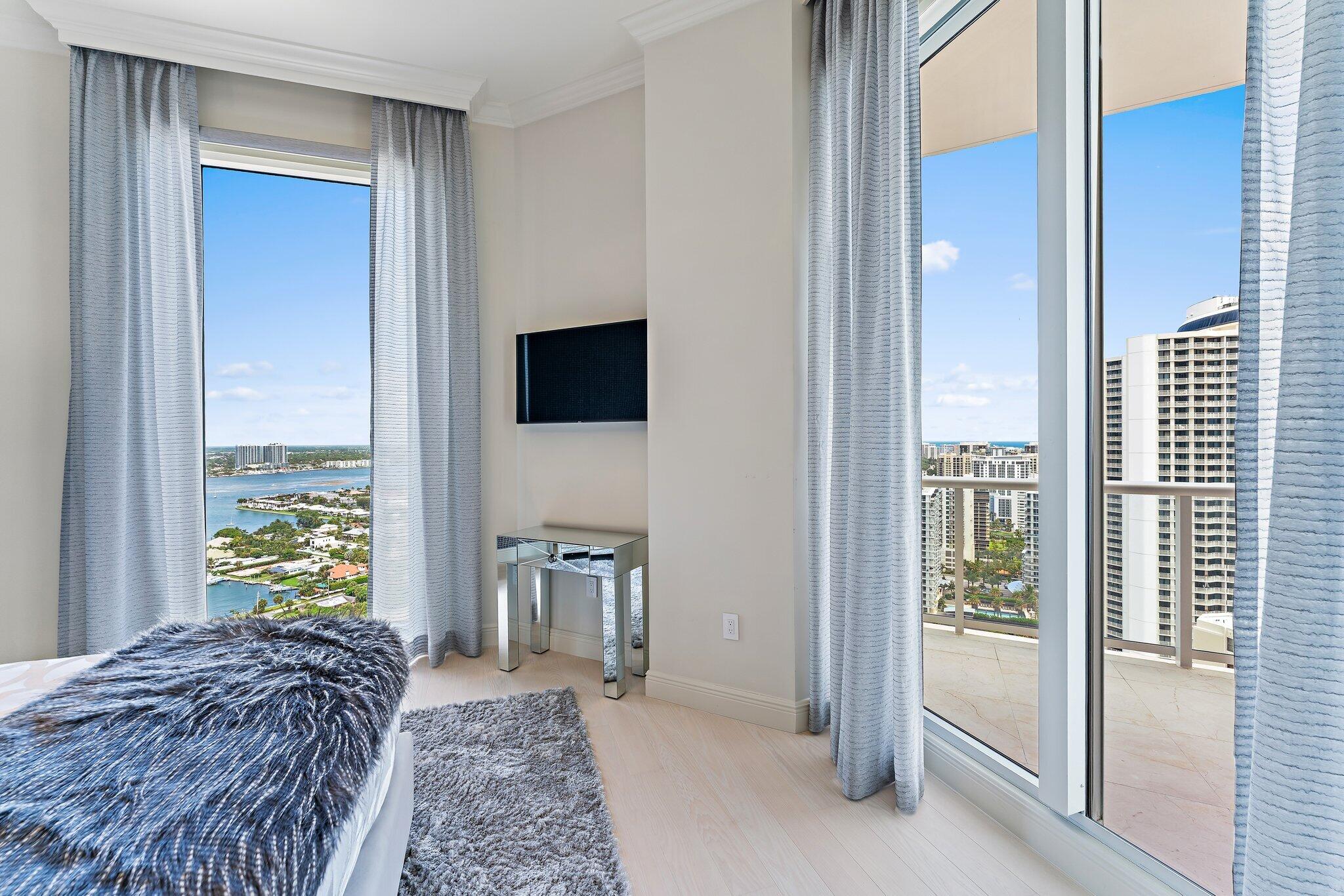 2700 N Ocean Dr #Ph-1b Singer Island, FL 33404