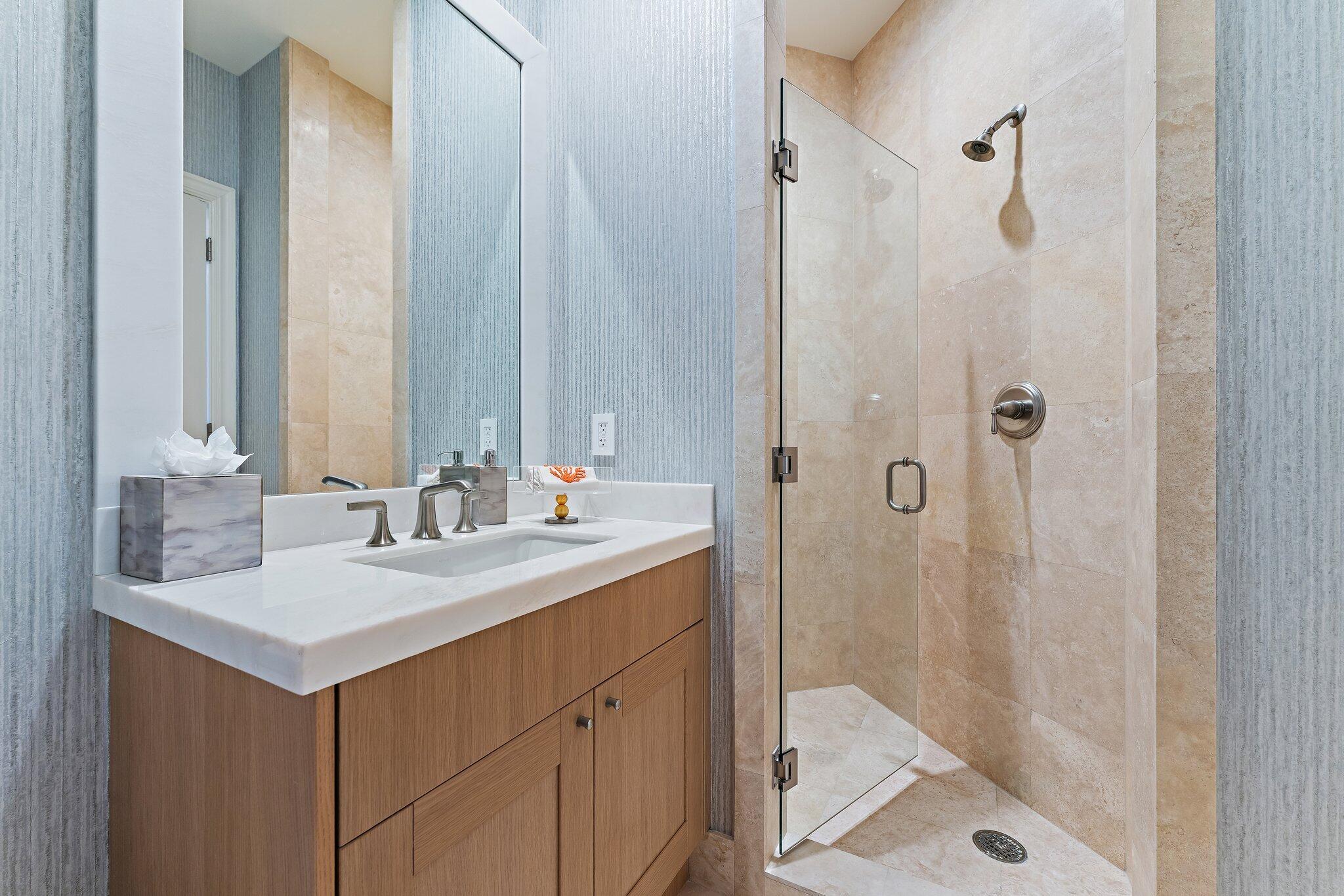 2700 N Ocean Dr #Ph-1b Singer Island, FL 33404
