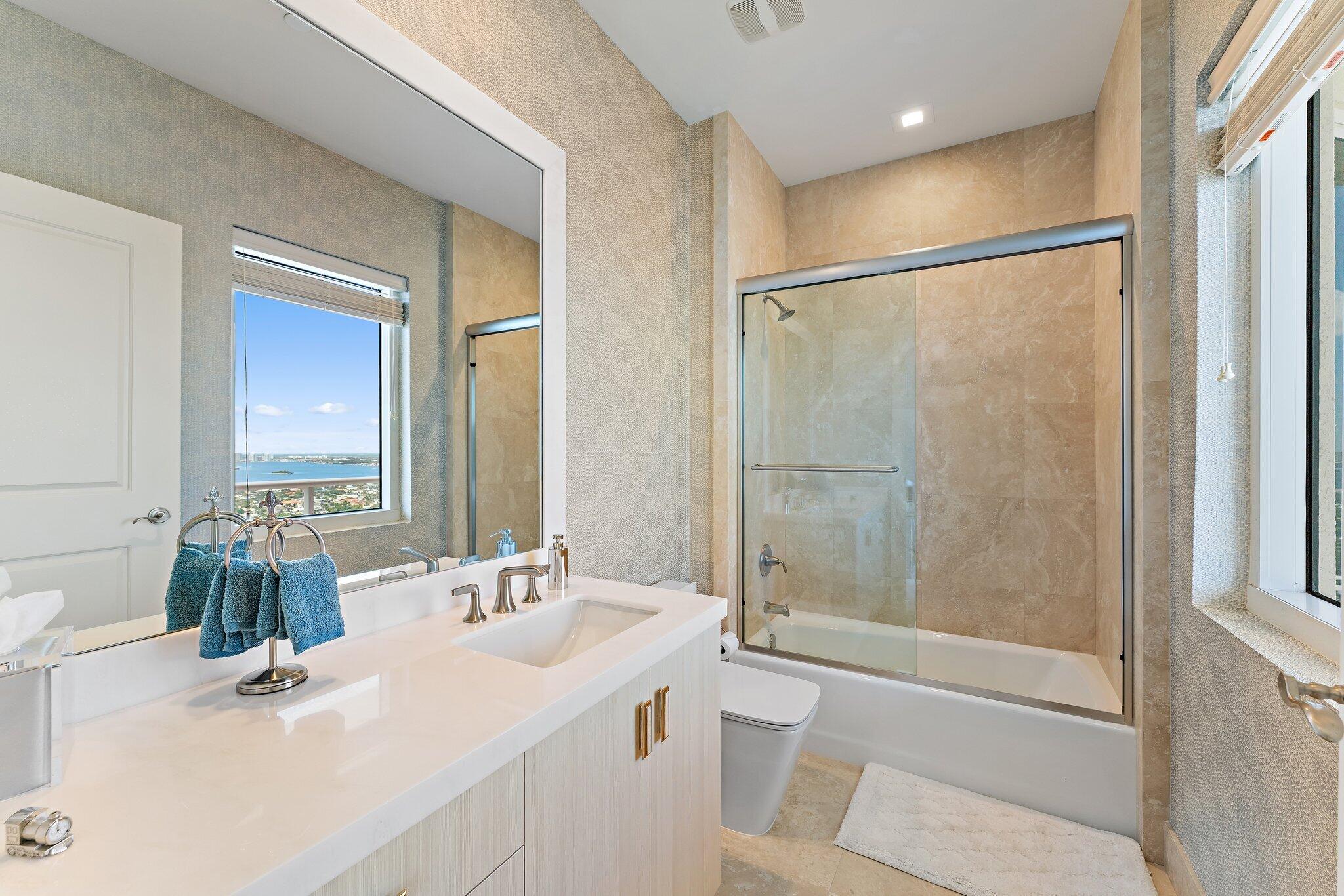 2700 N Ocean Dr #Ph-1b Singer Island, FL 33404