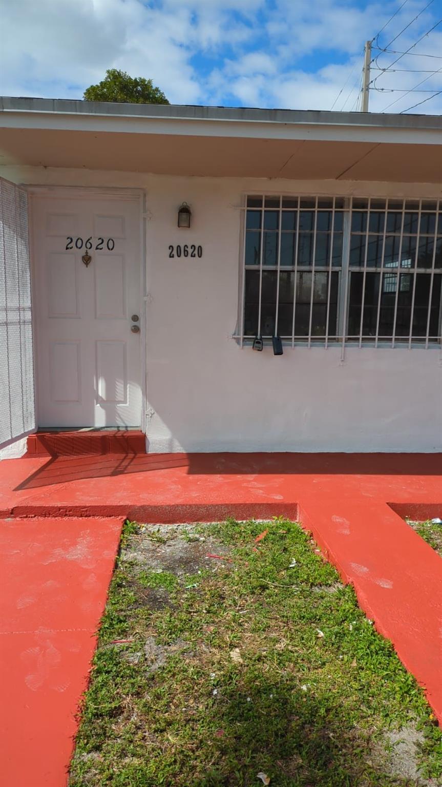 20620 NW 26th Ct
