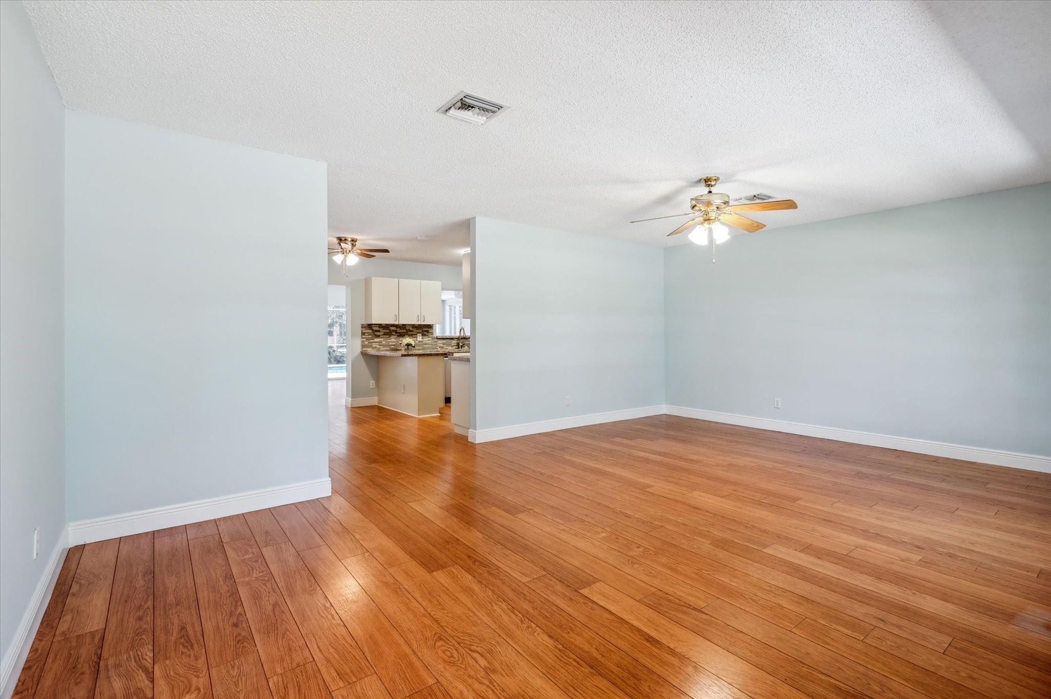 12100 NW 27th Ct Plantation, FL 33323