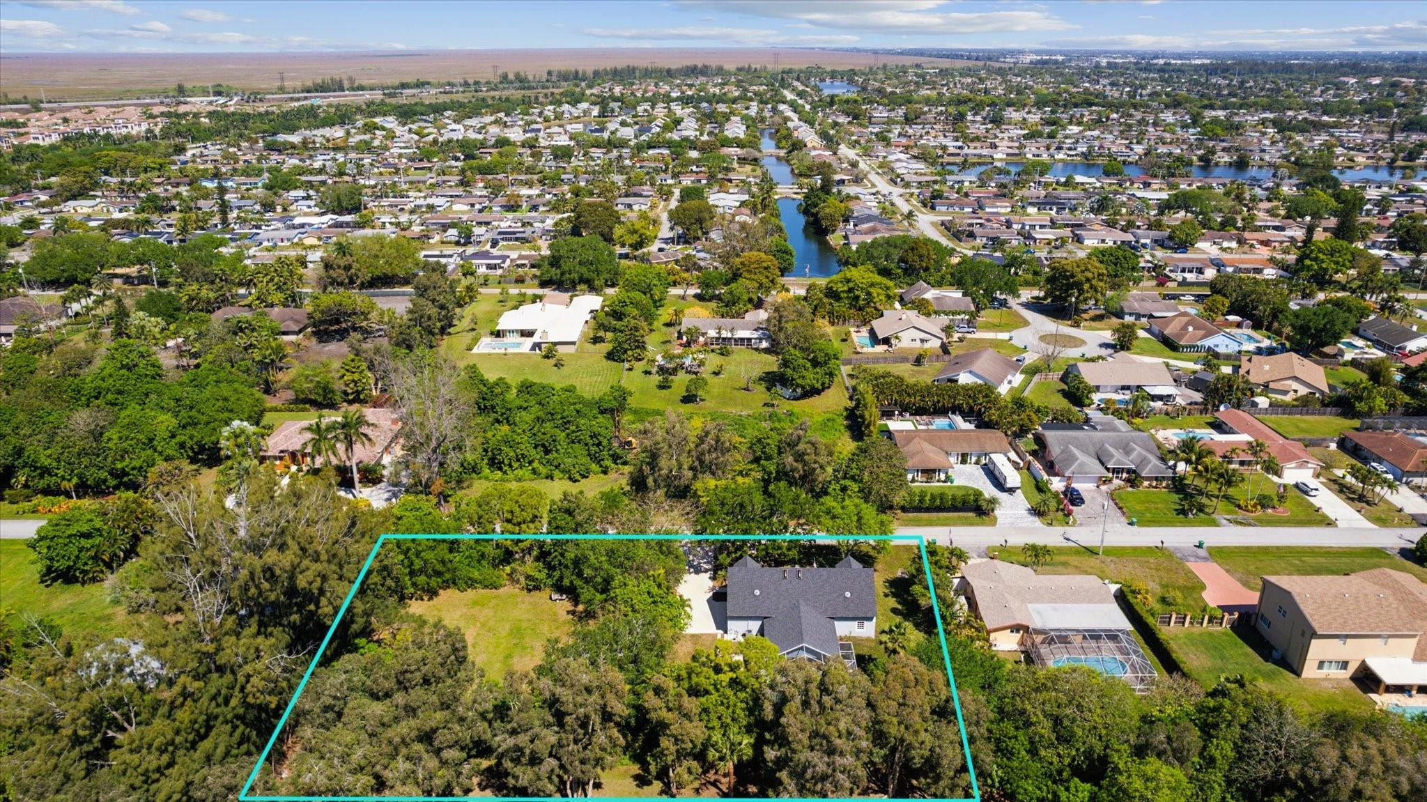 12100 NW 27th Ct Plantation, FL 33323