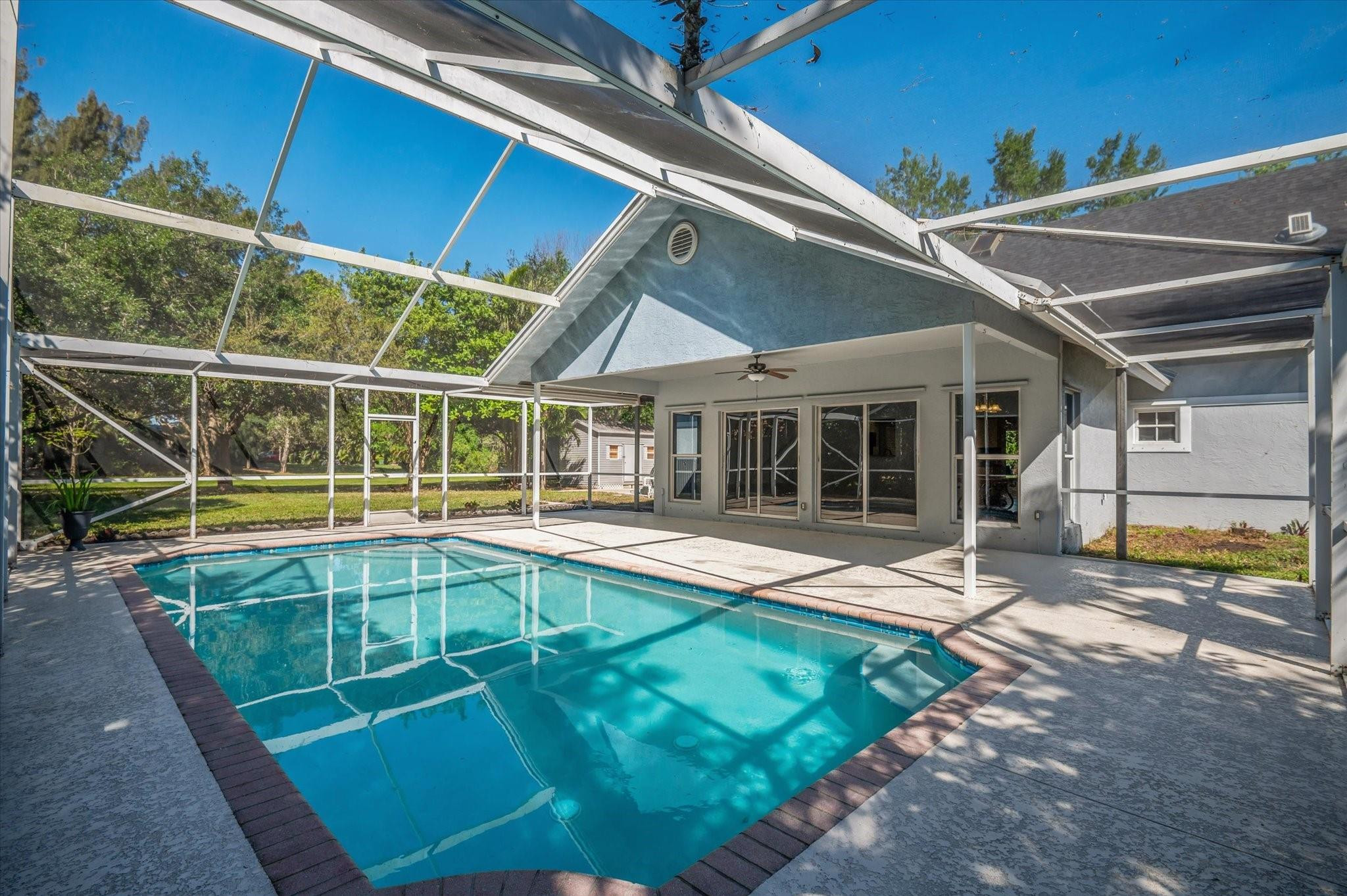 12100 NW 27th Ct Plantation, FL 33323