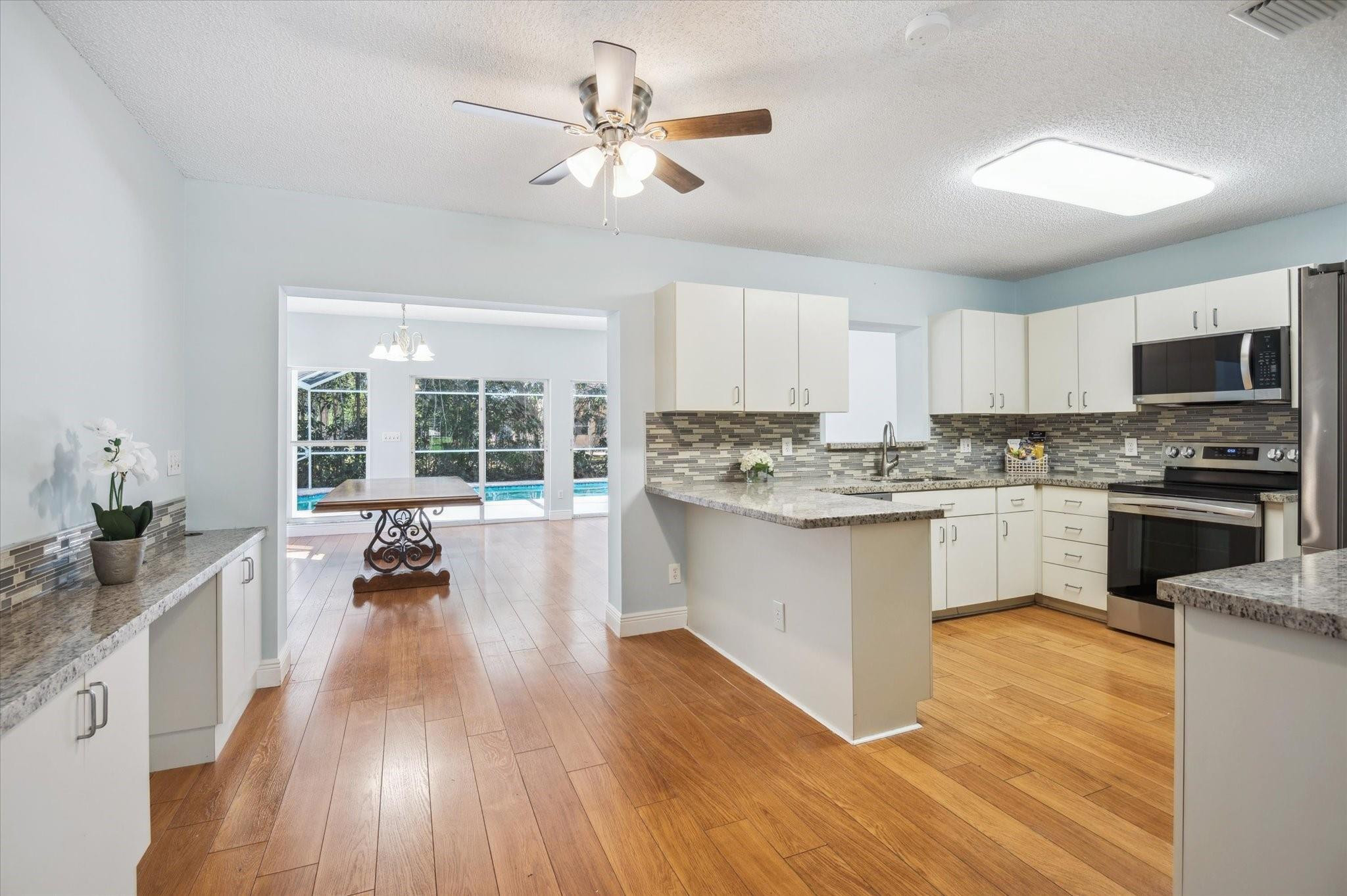 12100 NW 27th Ct Plantation, FL 33323