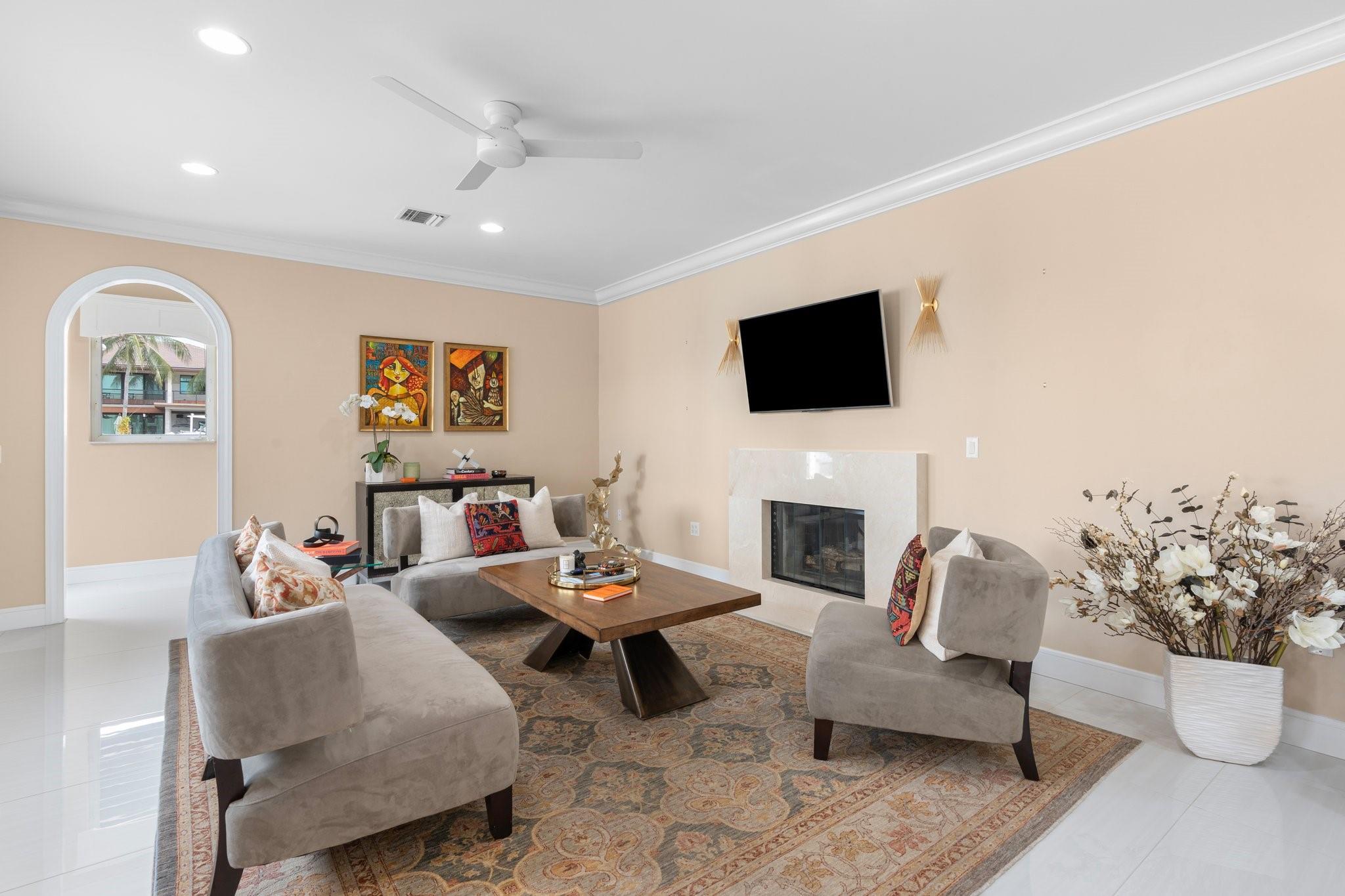 2890 NE 27th St Fort Lauderdale, FL 33306