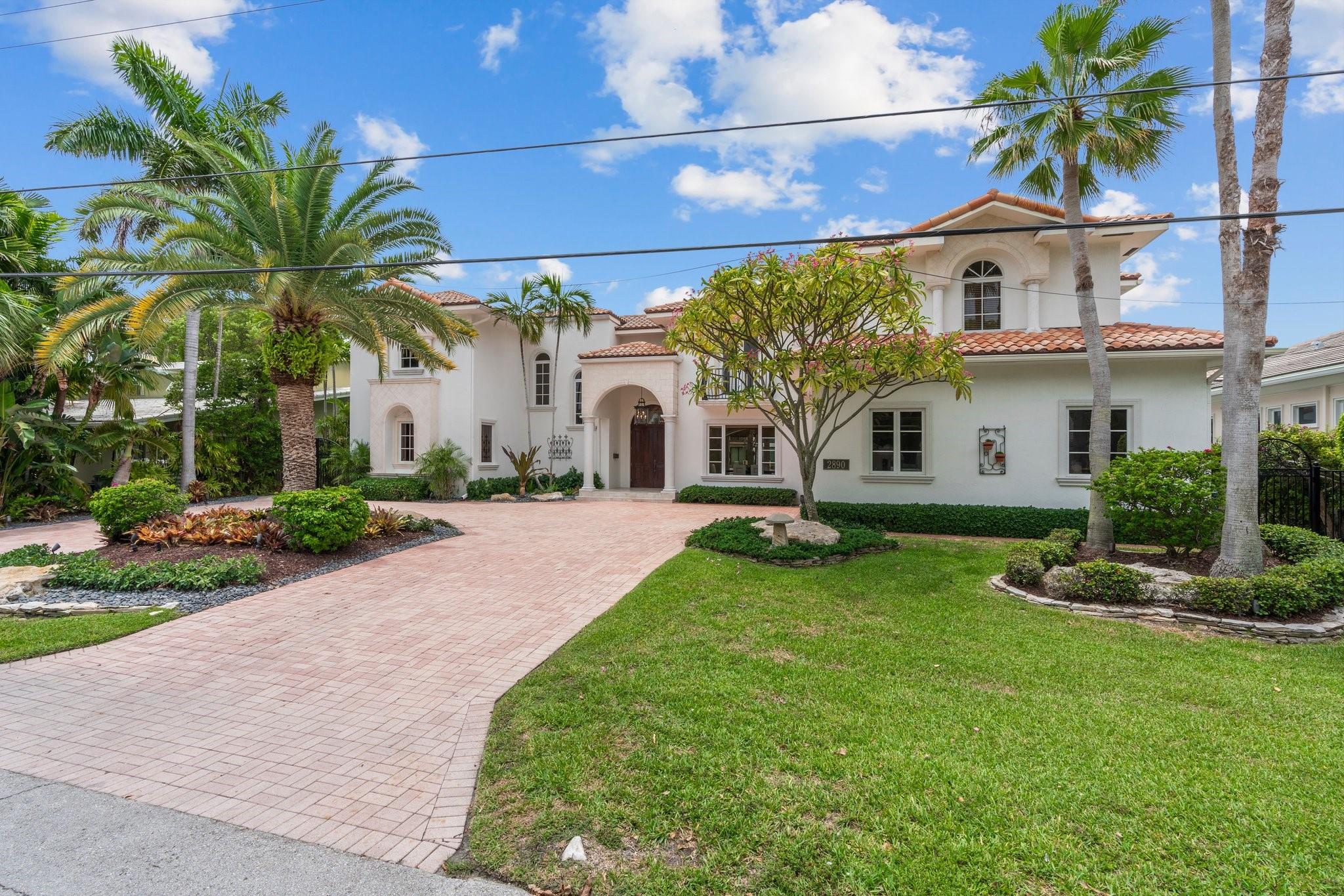 2890 NE 27th St Fort Lauderdale, FL 33306