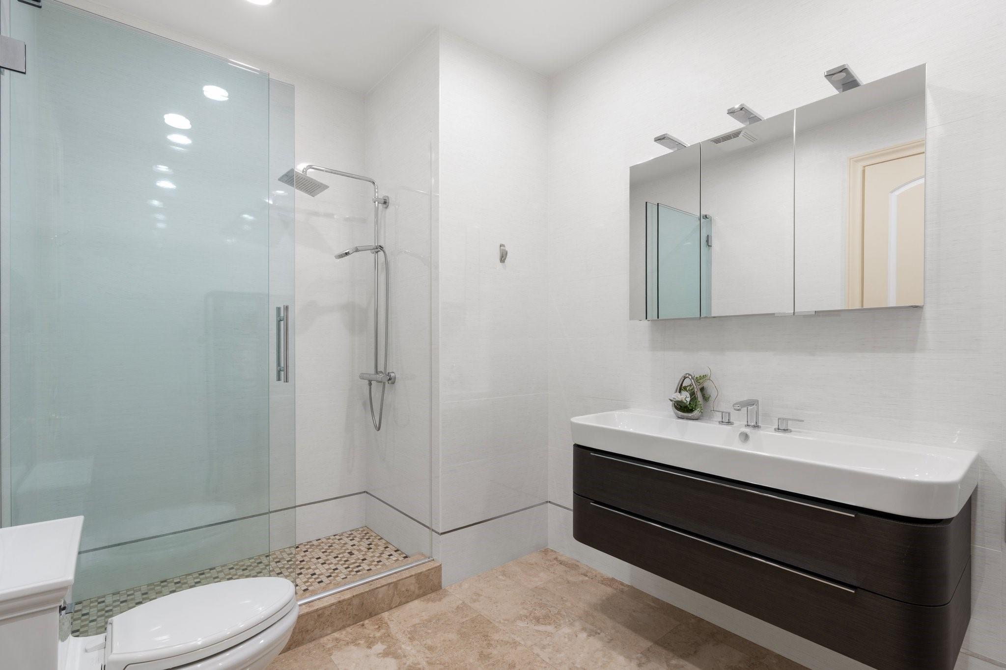 2890 NE 27th St Fort Lauderdale, FL 33306