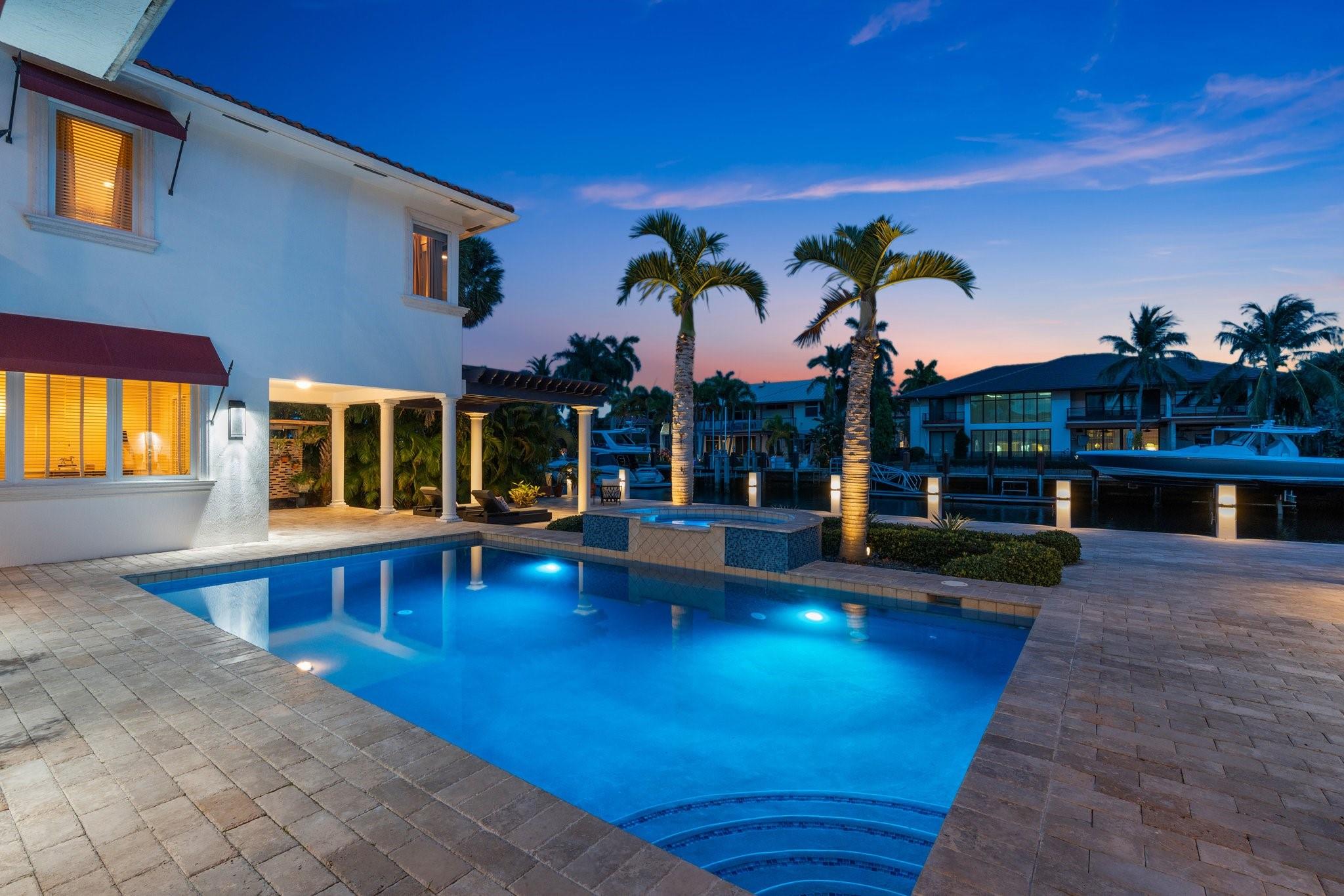 2890 NE 27th St Fort Lauderdale, FL 33306