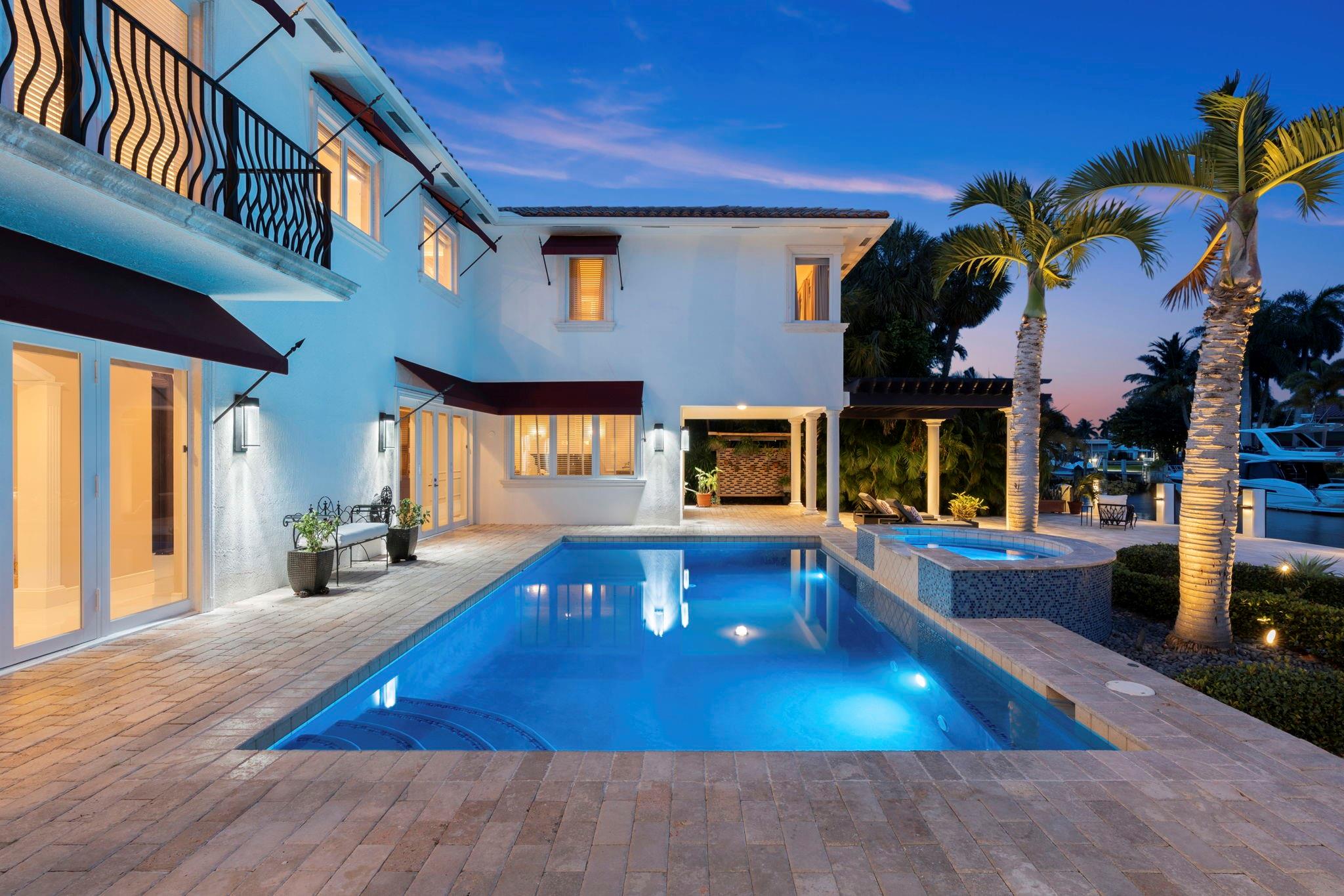 2890 NE 27th St Fort Lauderdale, FL 33306