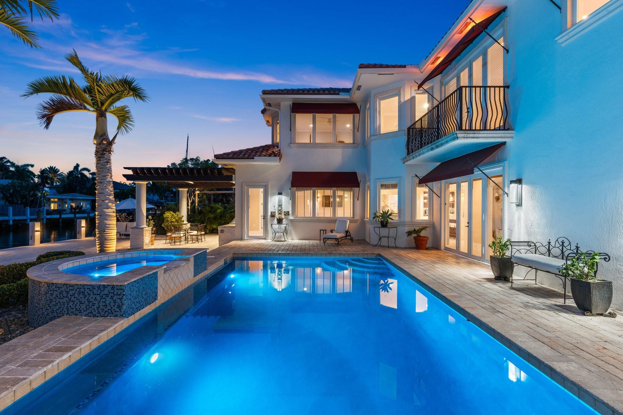 2890 NE 27th St Fort Lauderdale, FL 33306