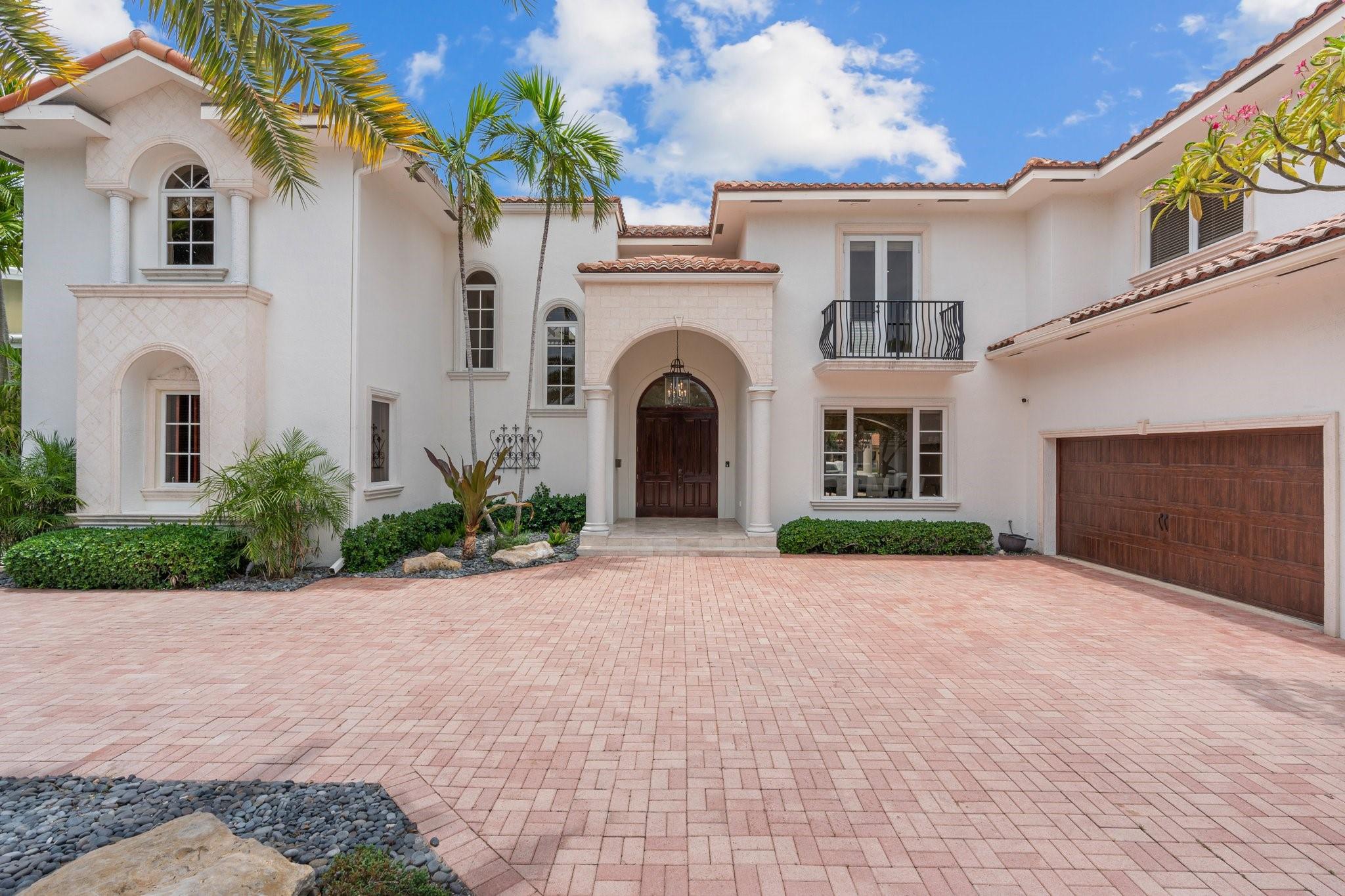 2890 NE 27th St Fort Lauderdale, FL 33306