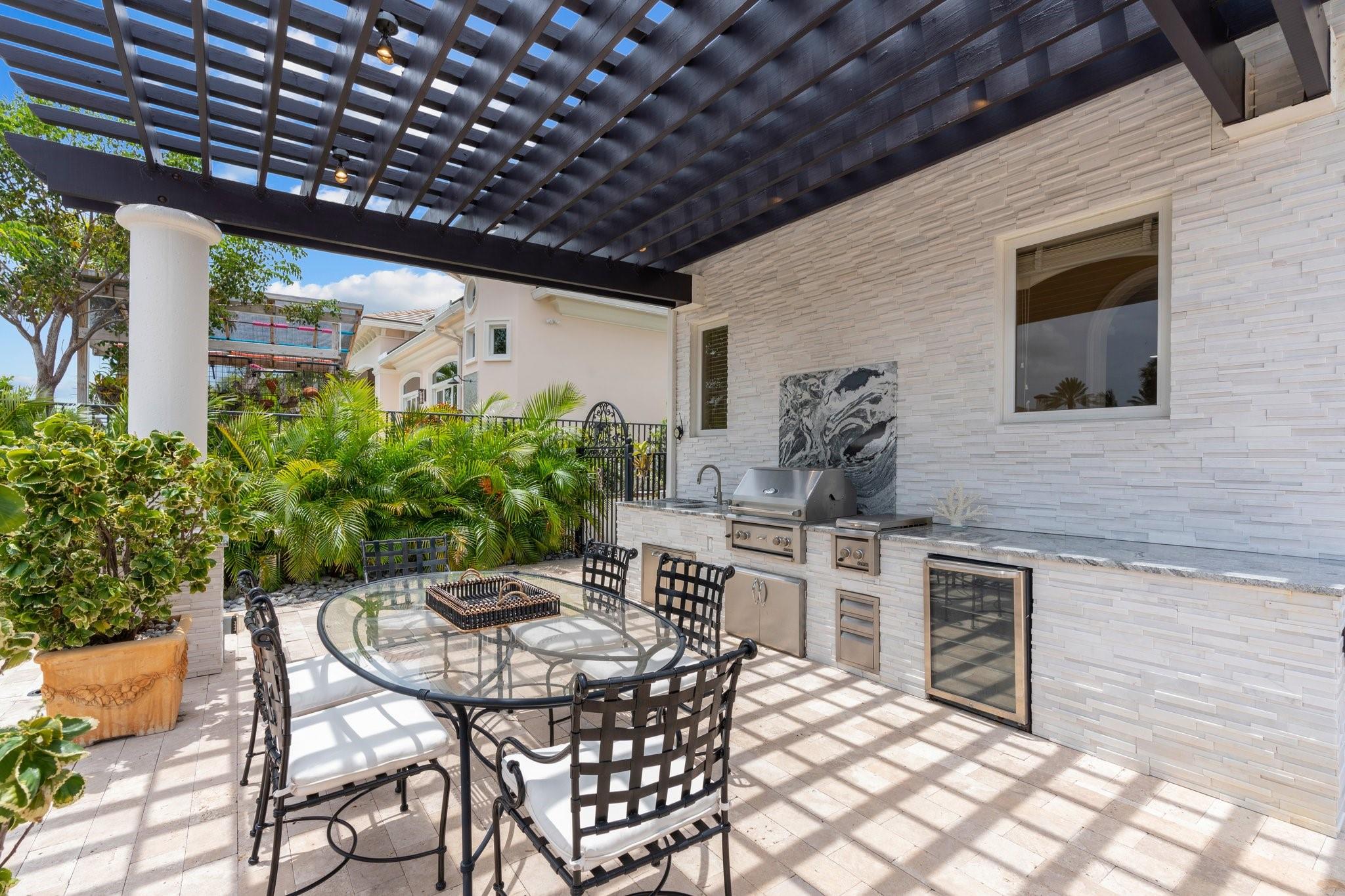 2890 NE 27th St Fort Lauderdale, FL 33306