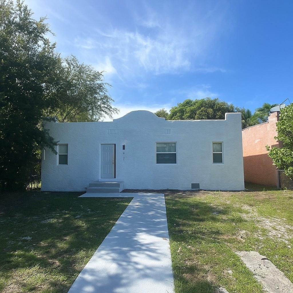 147 NE 68th St