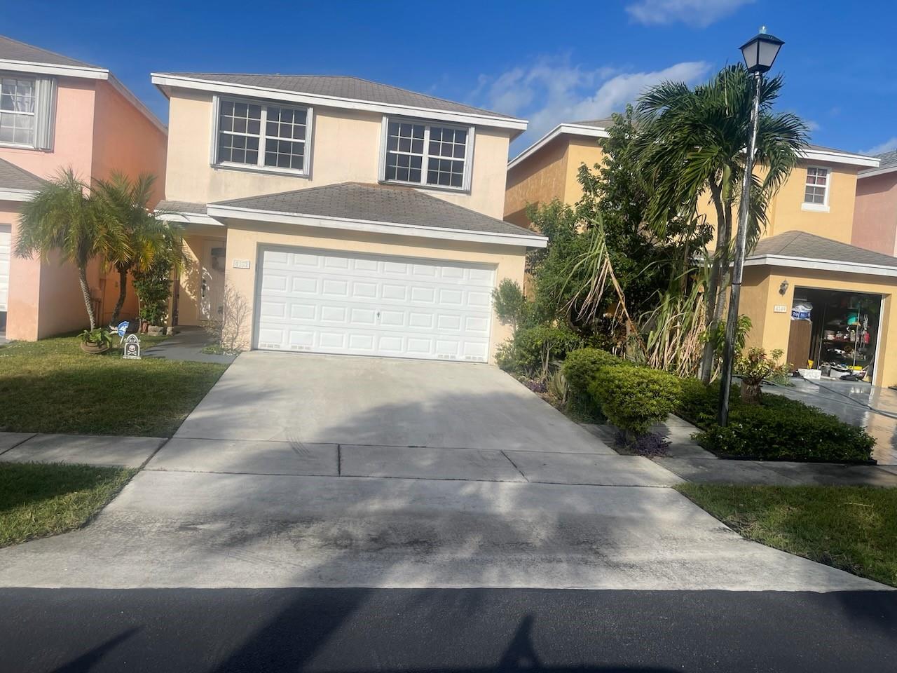 4151 Eastridge Cir