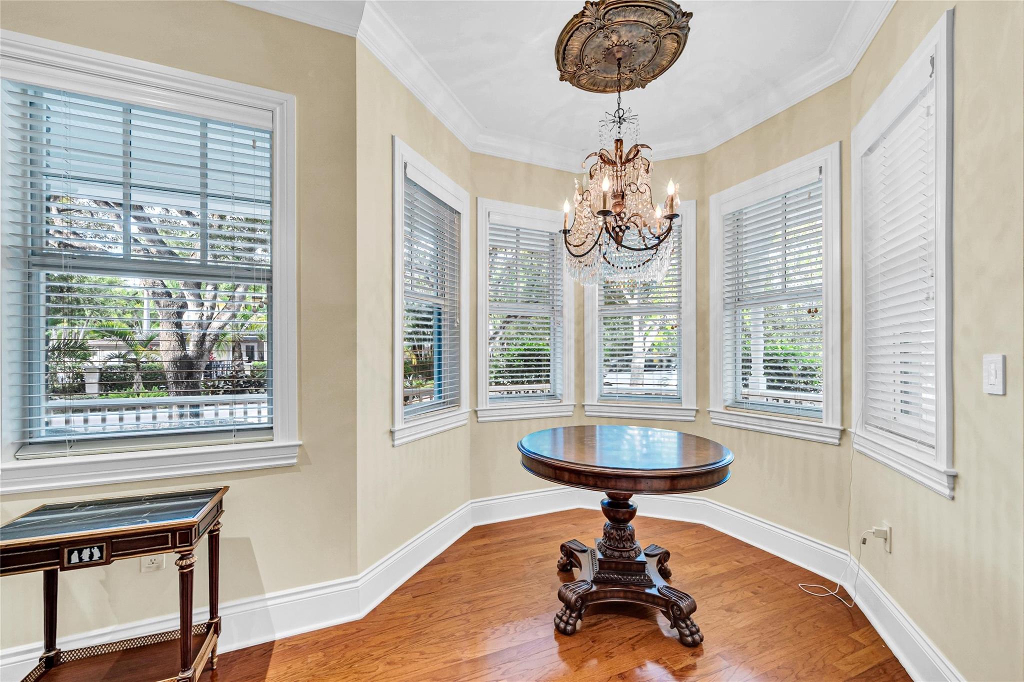 317 N Victoria Park Rd Fort Lauderdale, FL 33301