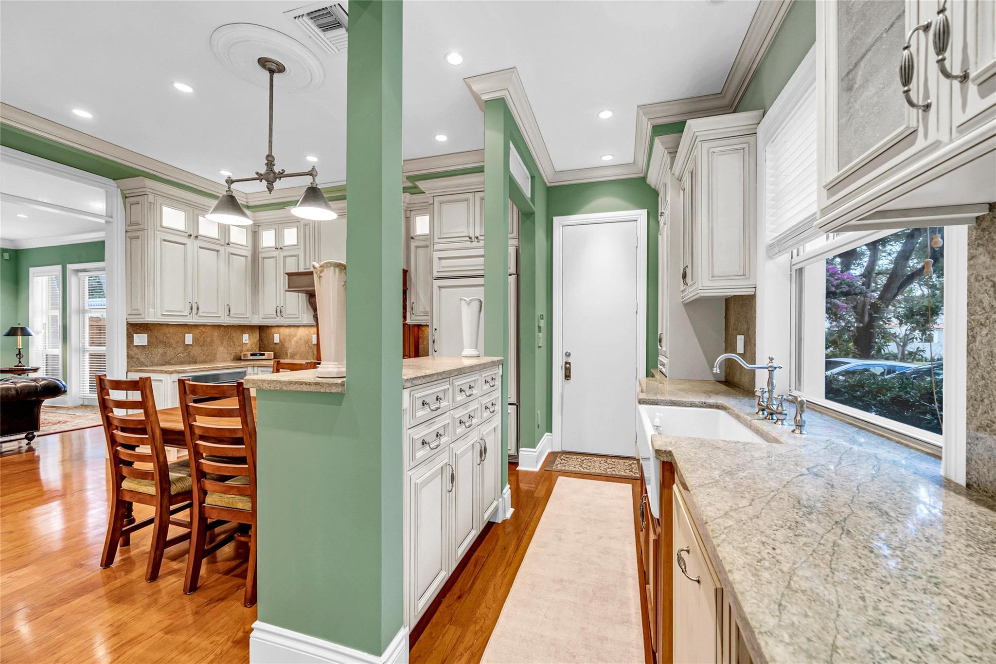 317 N Victoria Park Rd Fort Lauderdale, FL 33301