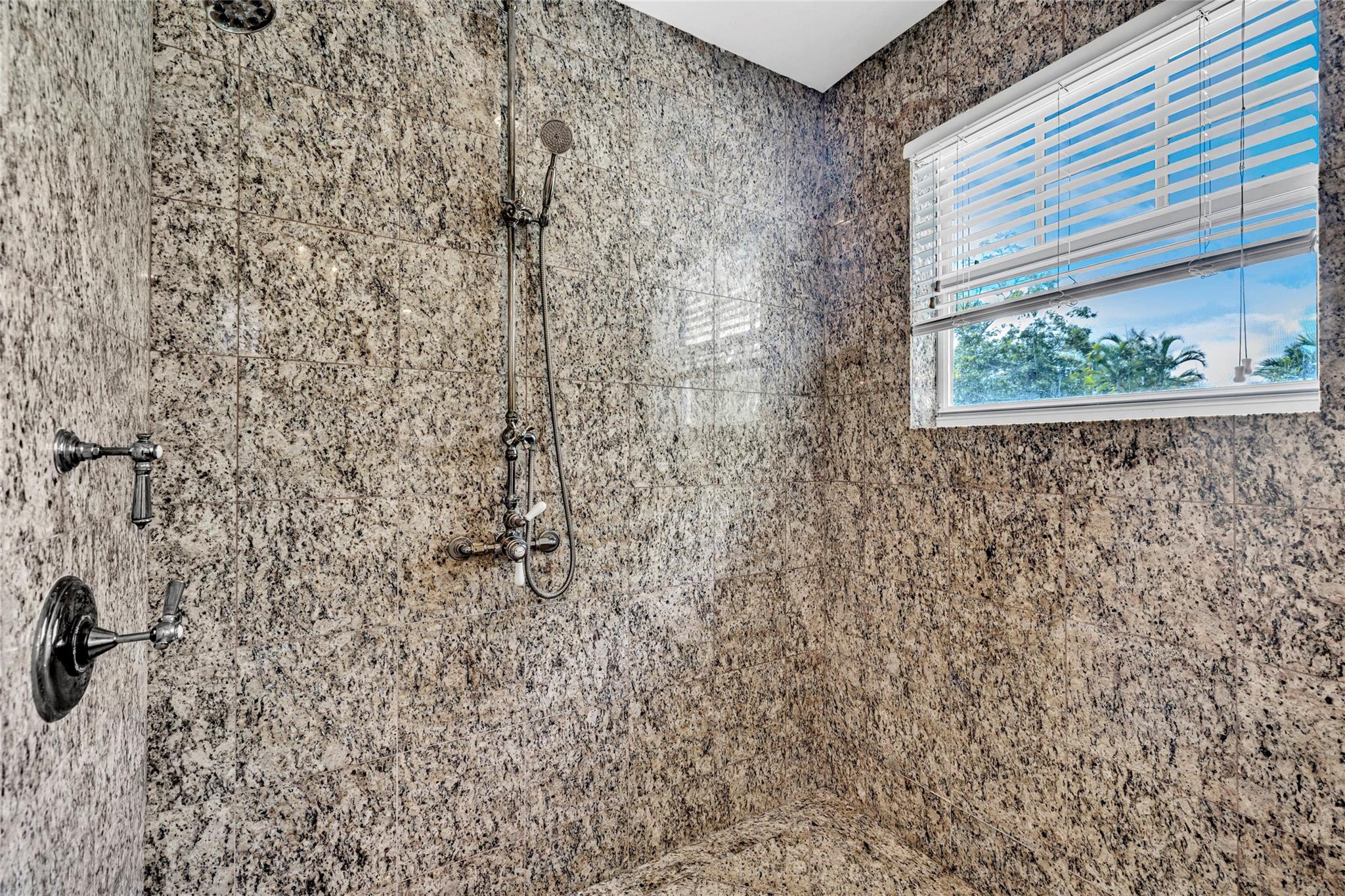 317 N Victoria Park Rd Fort Lauderdale, FL 33301