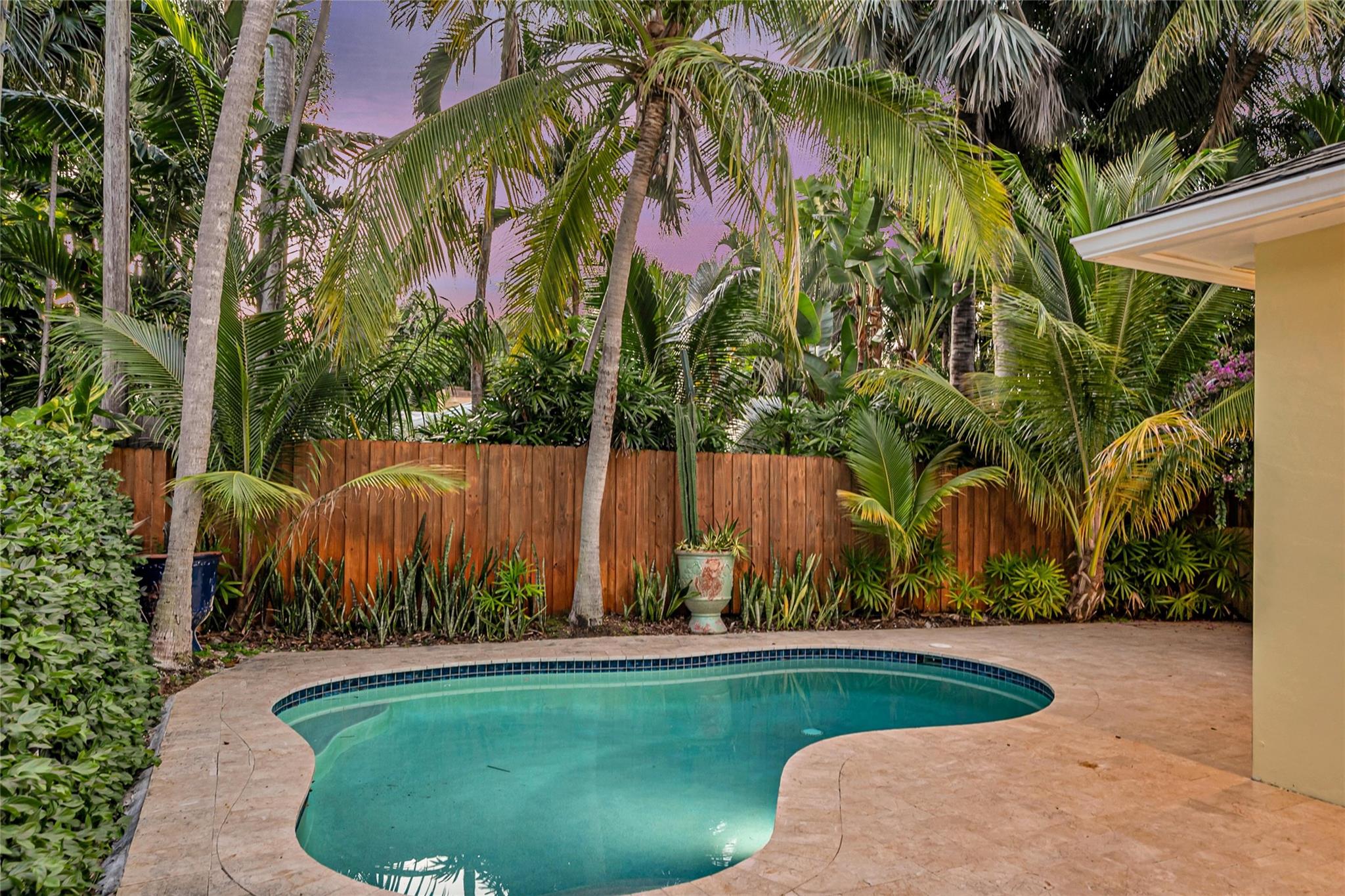 317 N Victoria Park Rd Fort Lauderdale, FL 33301