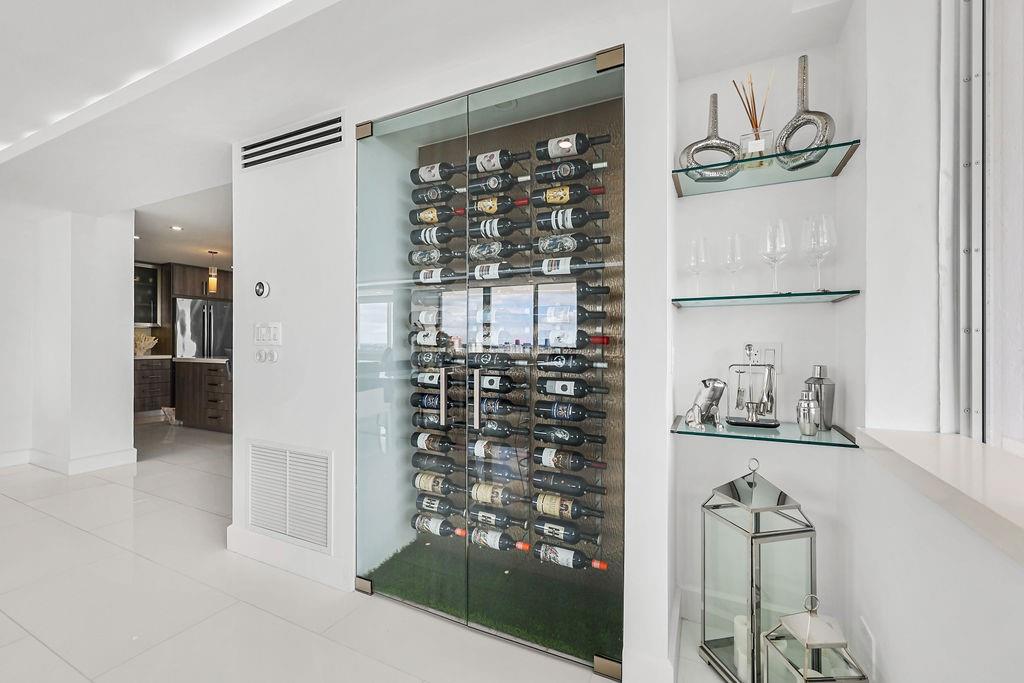 545 S Fort Lauderdale Bch Blvd #1703 1704 Fort Lauderdale, FL 33316