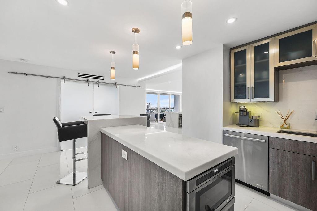 545 S Fort Lauderdale Bch Blvd #1703 1704 Fort Lauderdale, FL 33316