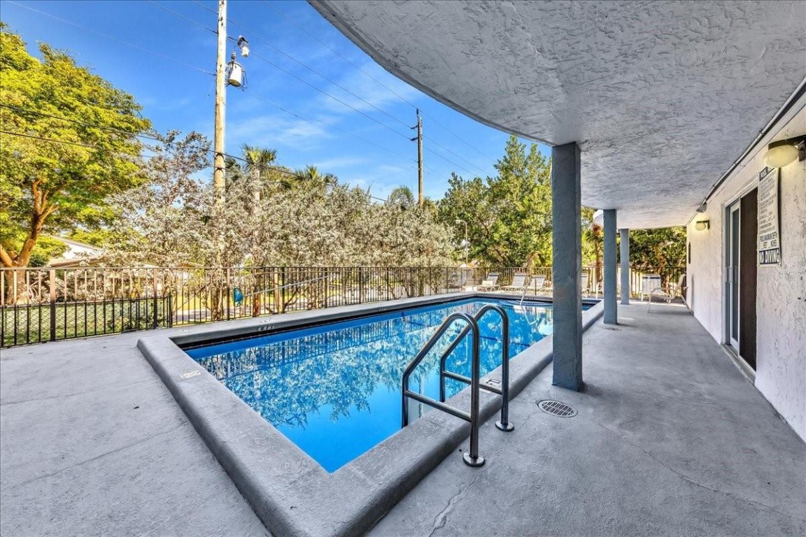 3909 N Ocean Blvd #113 Fort Lauderdale, FL 33308