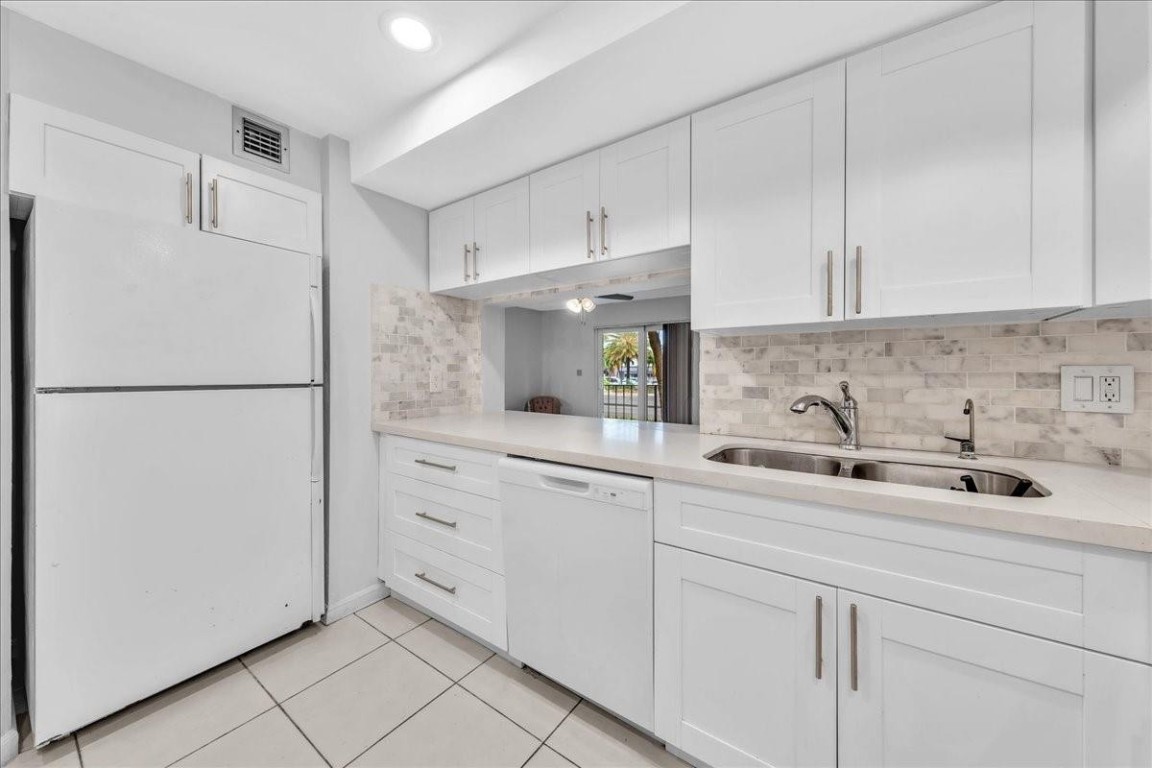 3909 N Ocean Blvd #113 Fort Lauderdale, FL 33308