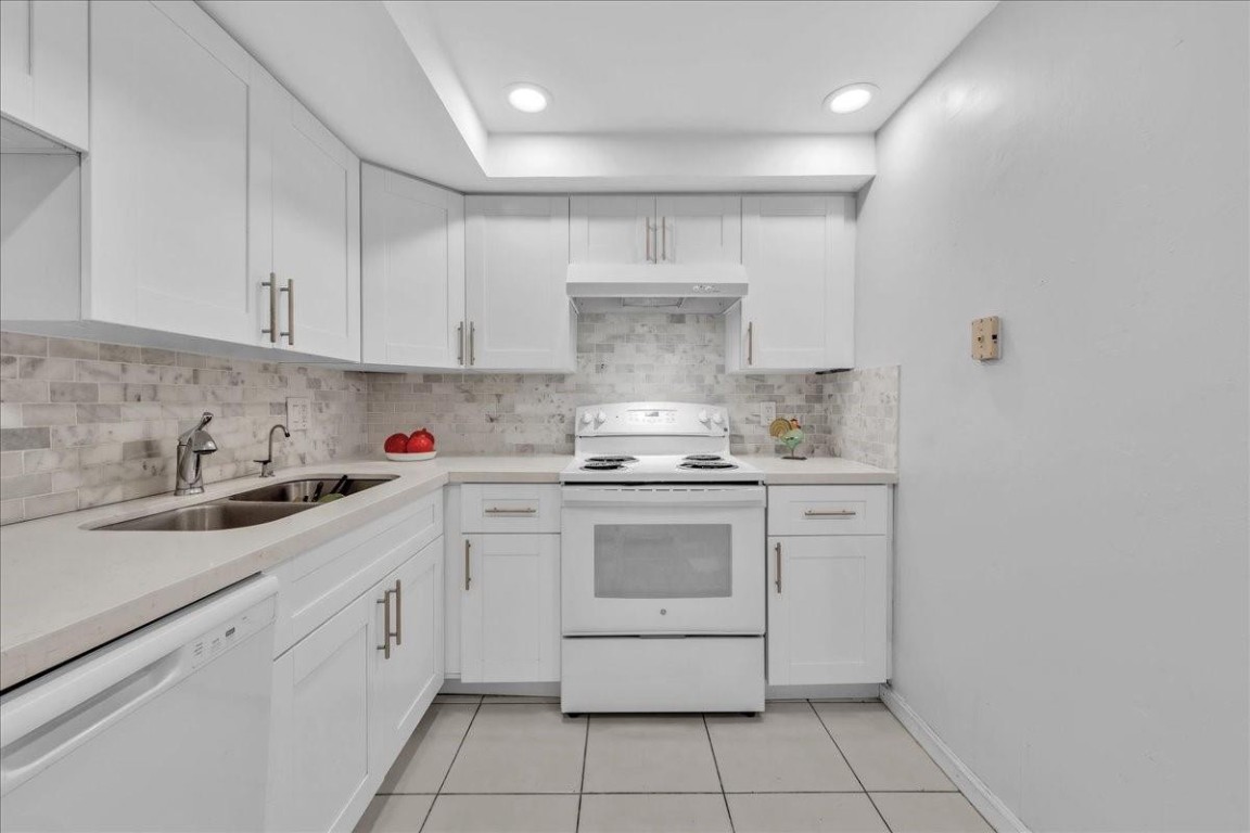 3909 N Ocean Blvd #113 Fort Lauderdale, FL 33308