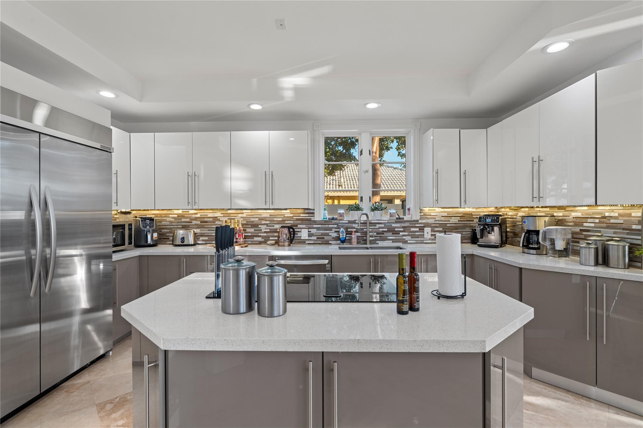 2833 NE 32nd Lighthouse Point, FL 33064