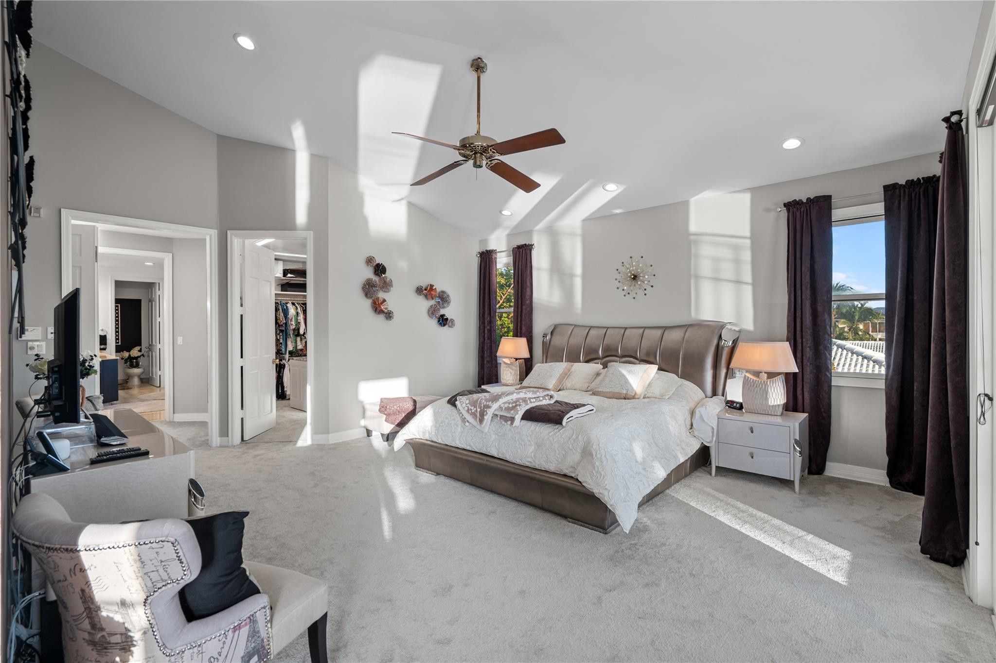 2833 NE 32nd Lighthouse Point, FL 33064