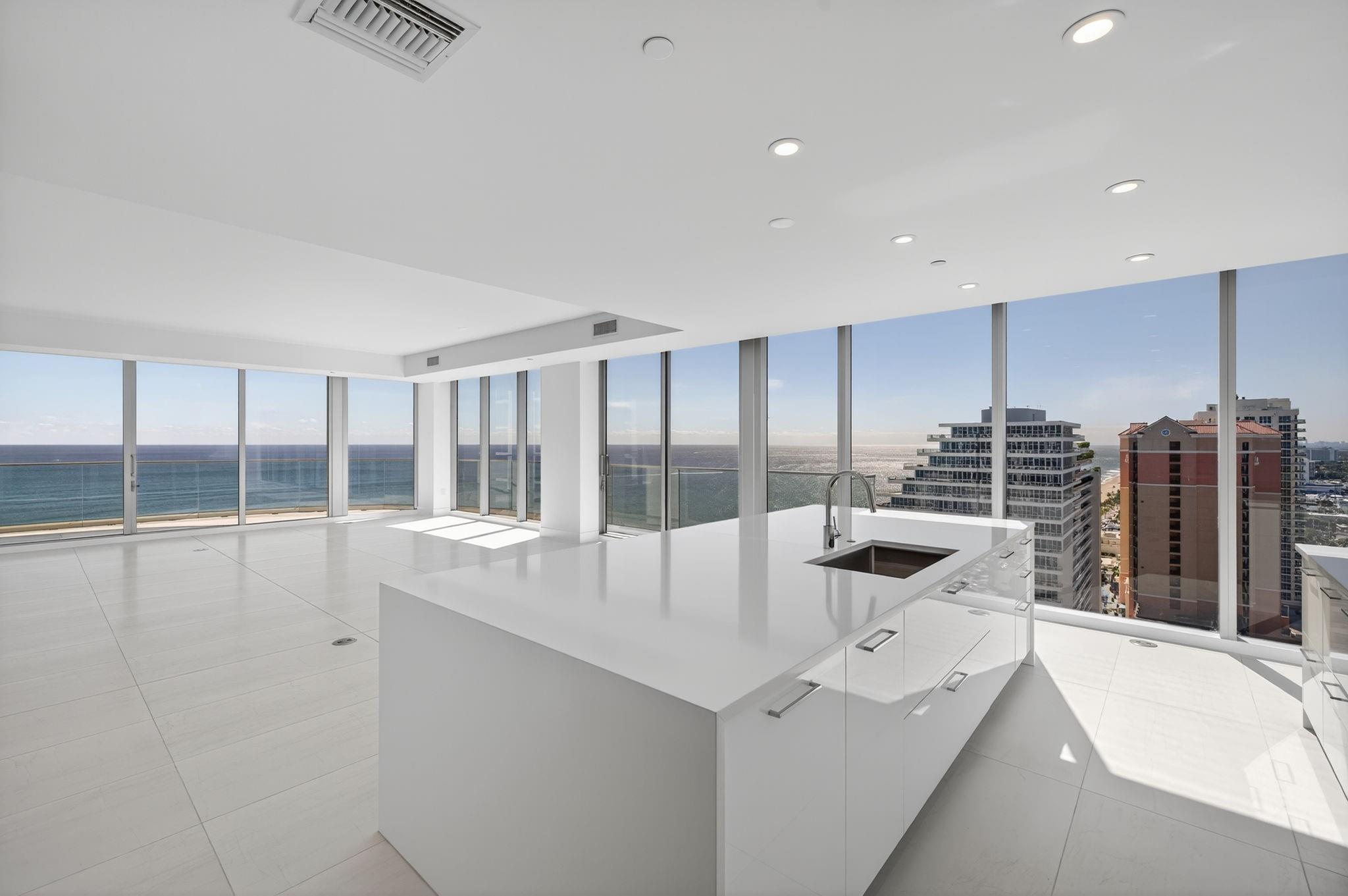 153 N Seabreeze Blvd #2202-S Fort Lauderdale, FL 33304