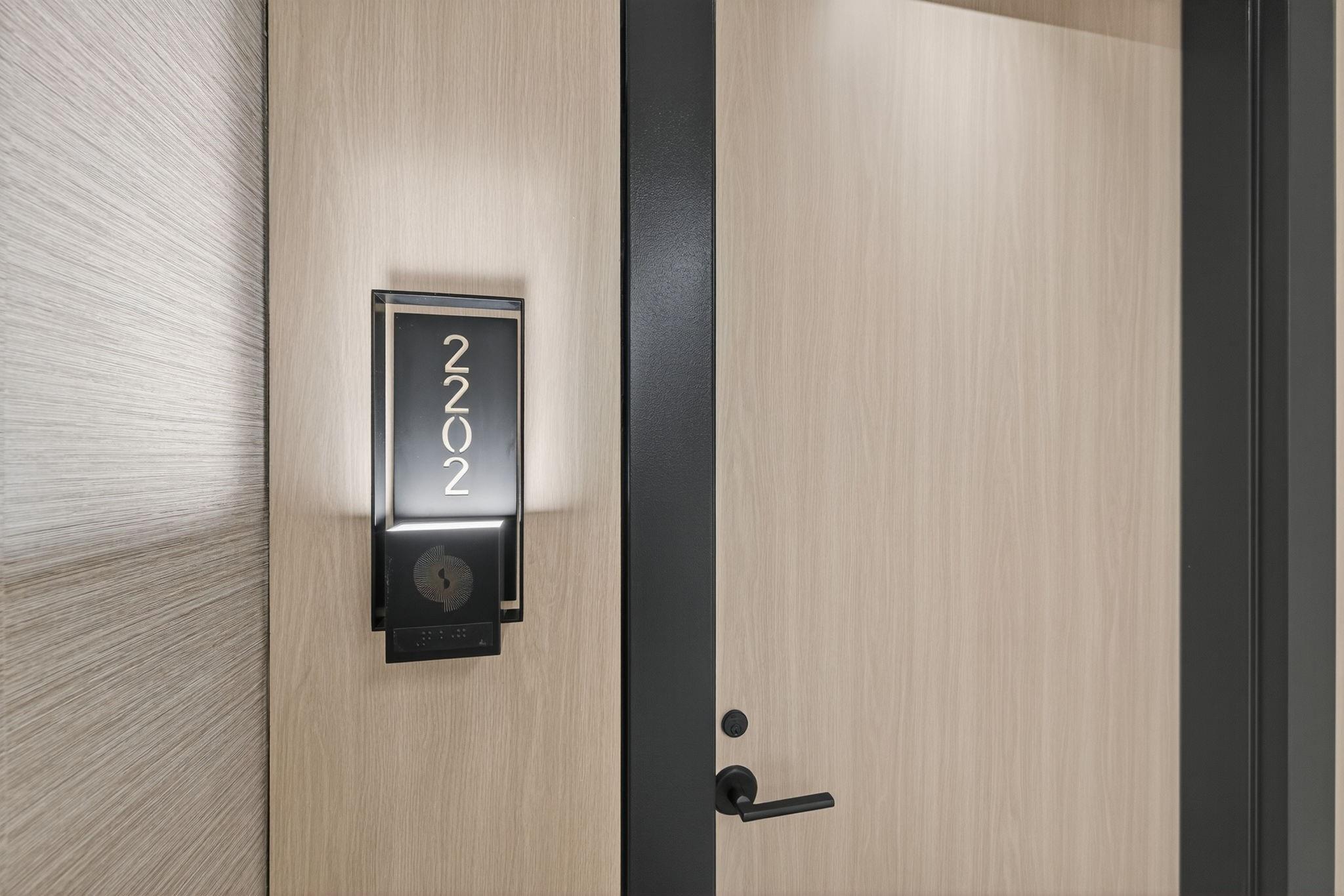 153 N Seabreeze Blvd #2202-S Fort Lauderdale, FL 33304