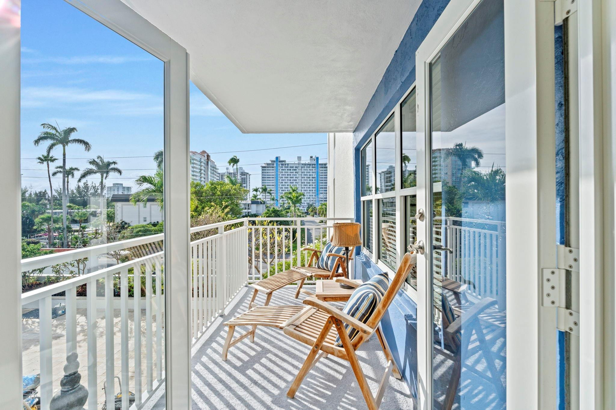 3000 E Sunrise Blvd #2E Fort Lauderdale, FL 33304