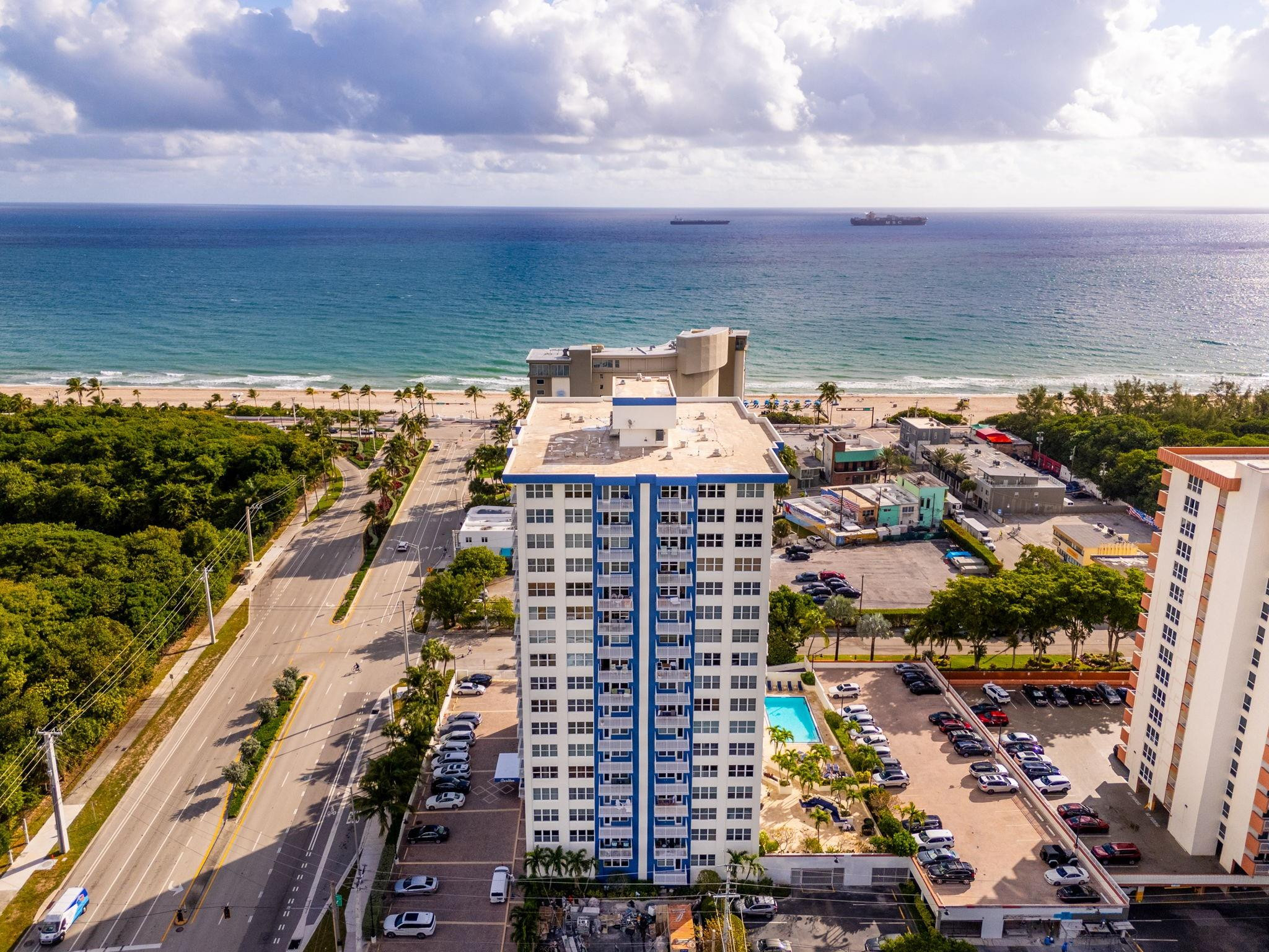 3000 E Sunrise Blvd #2E Fort Lauderdale, FL 33304