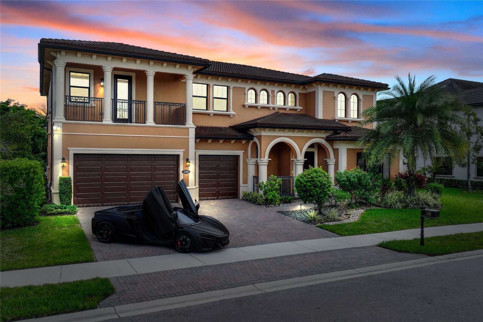 11000 Watercrest Cir