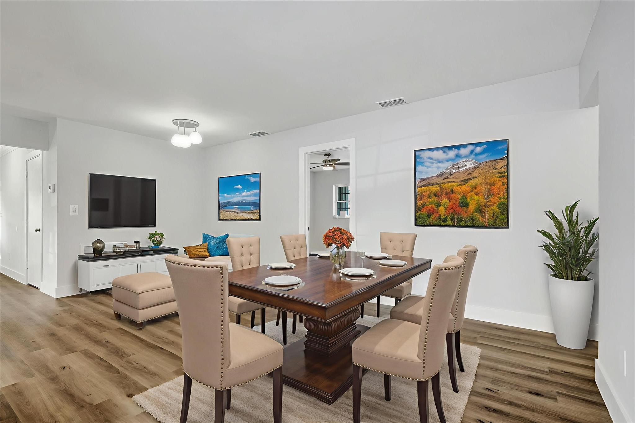 2052 SW 28th Way Fort Lauderdale, FL 33312