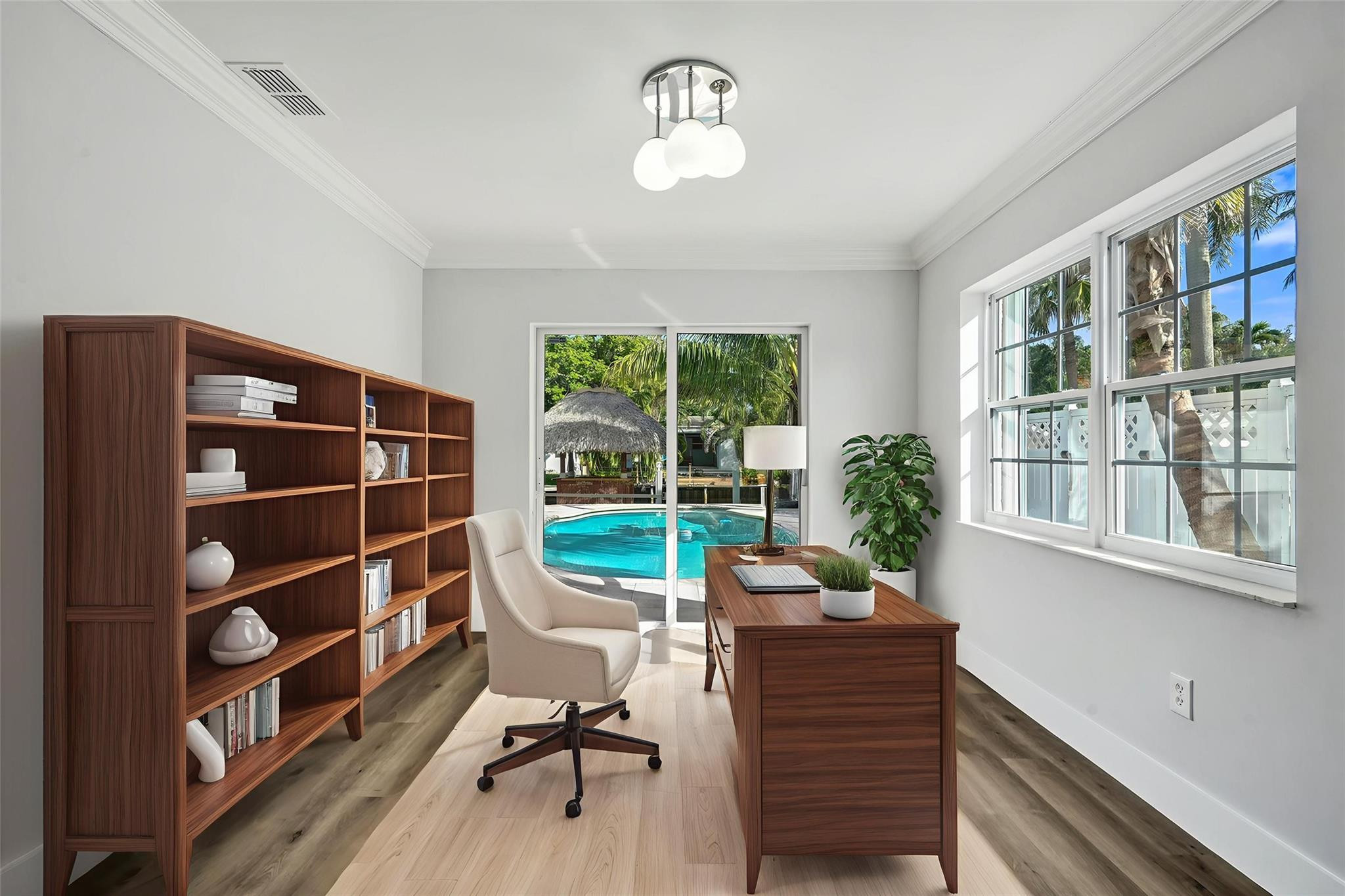 2052 SW 28th Way Fort Lauderdale, FL 33312