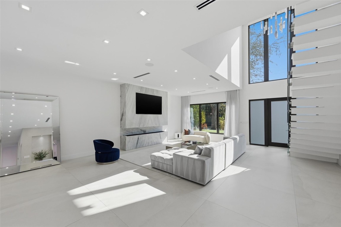 1517 SE 12th Fort Lauderdale, FL 33316