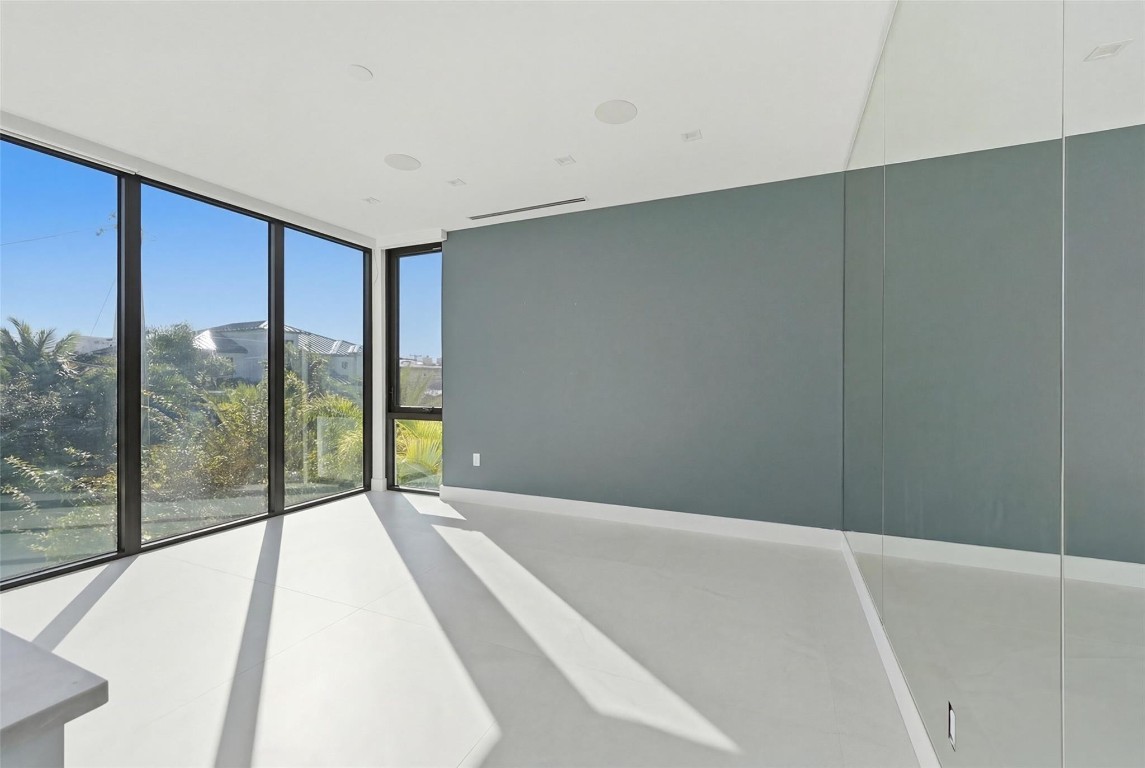 1517 SE 12th Fort Lauderdale, FL 33316