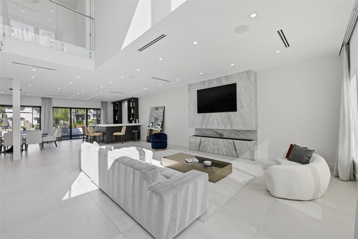 1517 SE 12th Fort Lauderdale, FL 33316