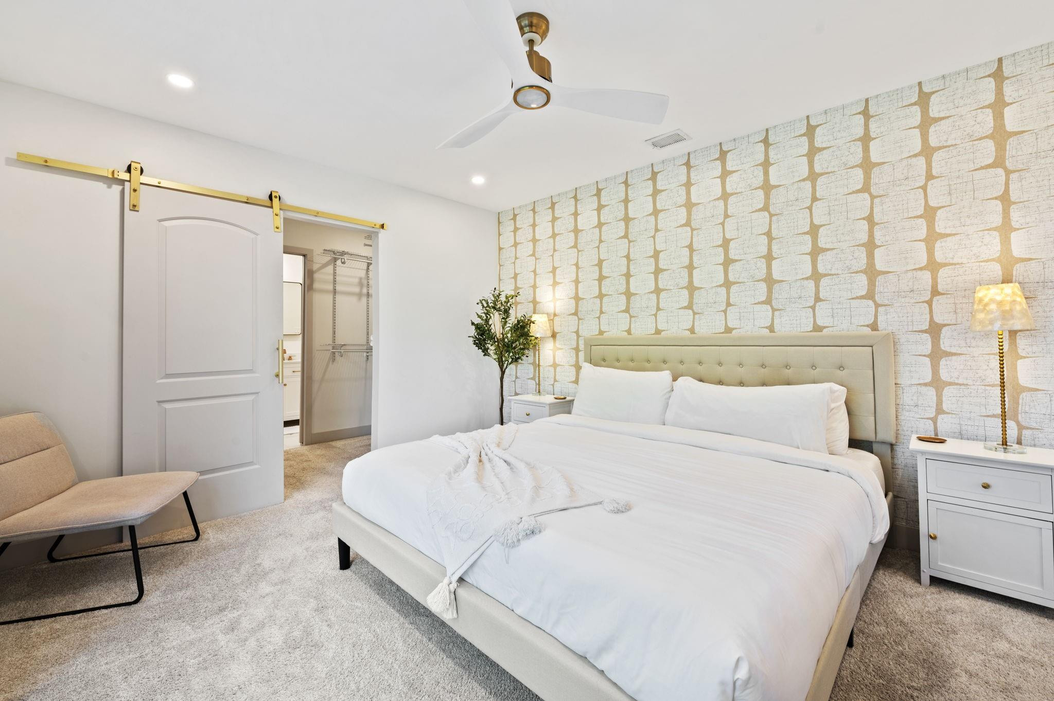 1604 NE 16th Fort Lauderdale, FL 33305