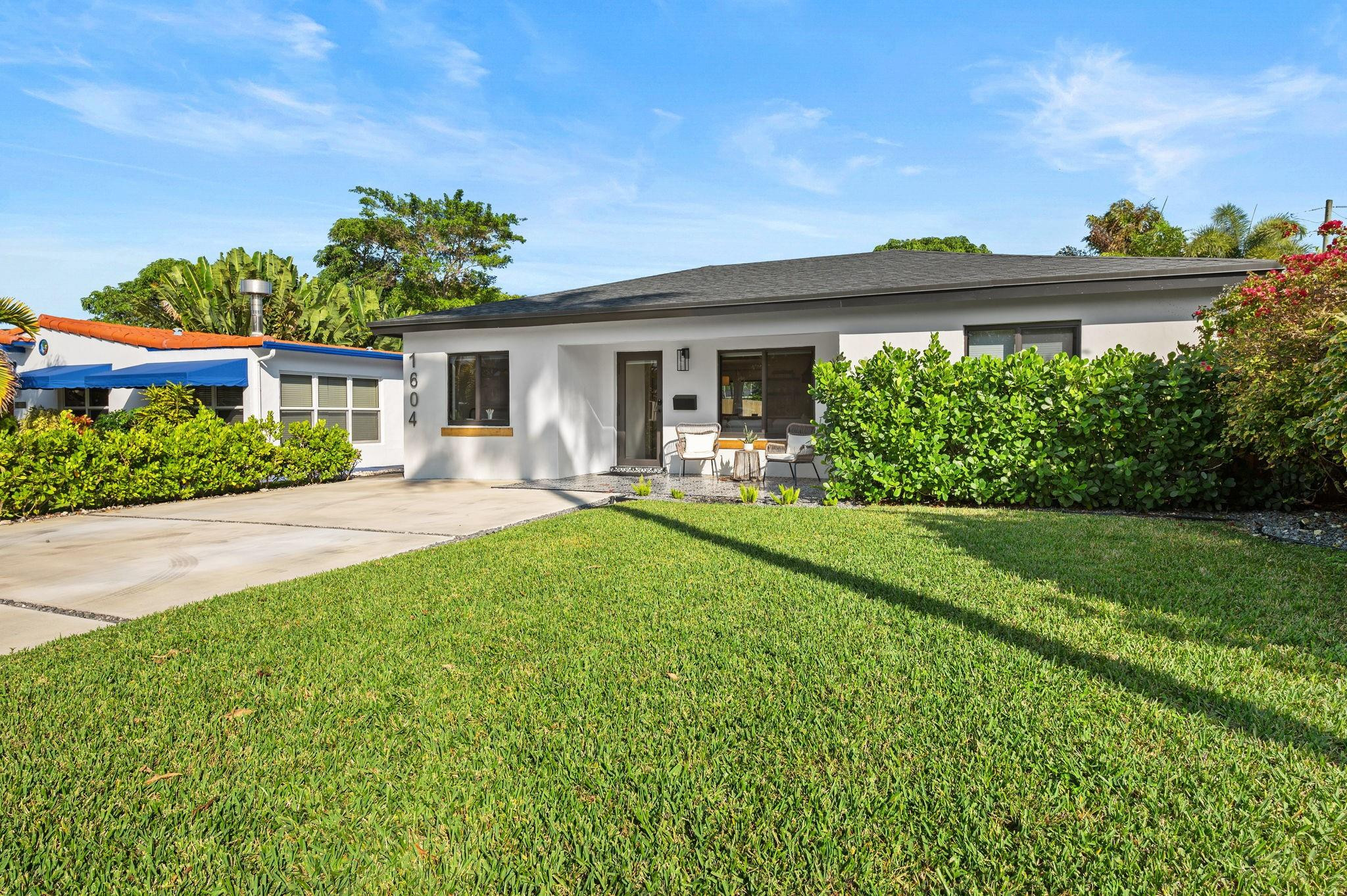 1604 NE 16th Fort Lauderdale, FL 33305