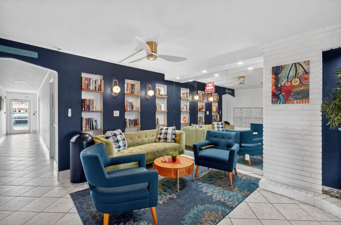 1617 SE 15th Fort Lauderdale, FL 33316