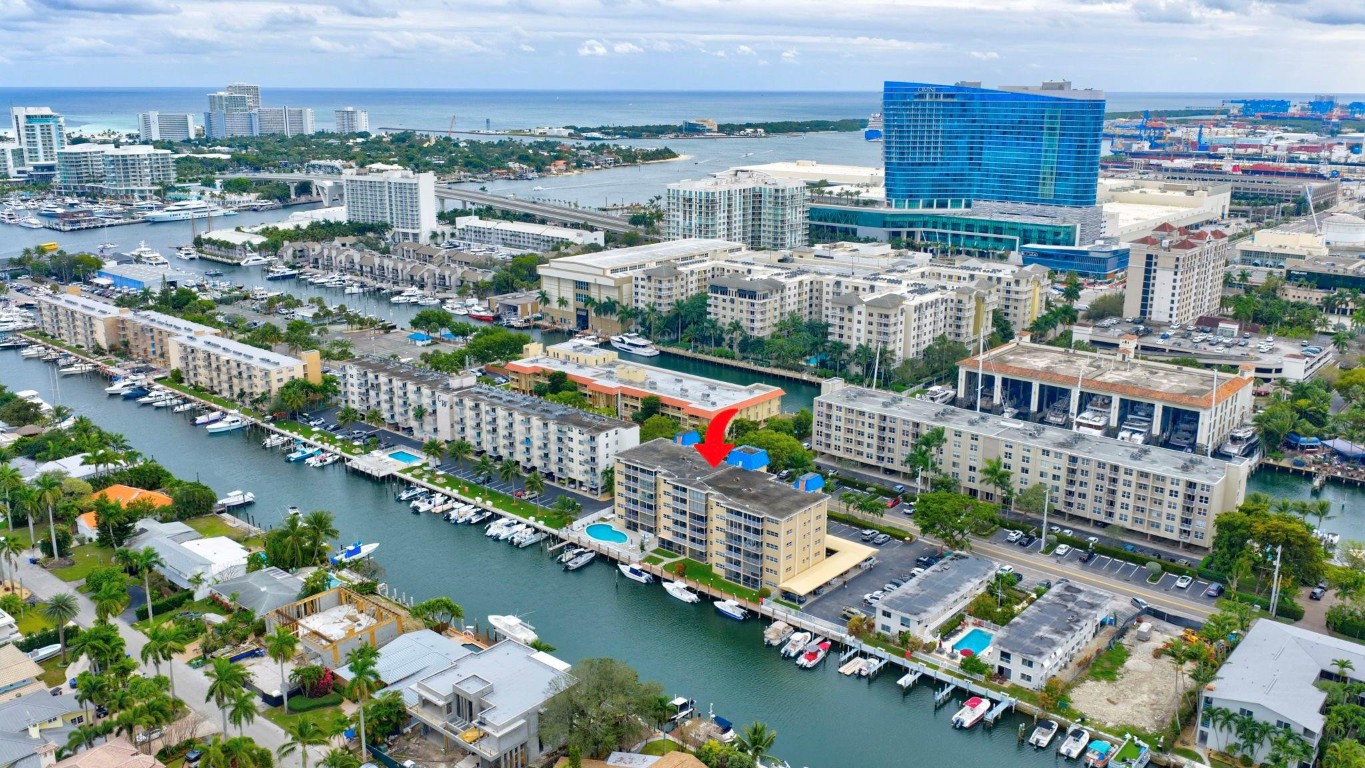 1617 SE 15th Fort Lauderdale, FL 33316