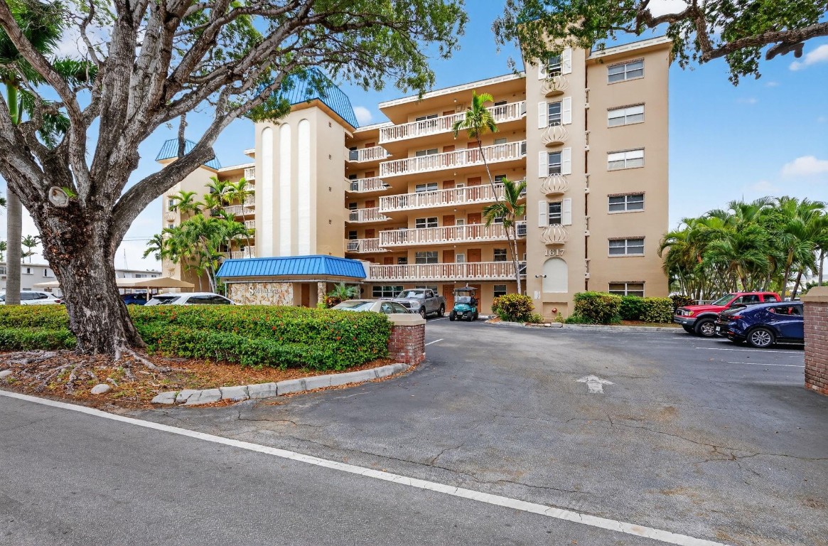 1617 SE 15th Fort Lauderdale, FL 33316