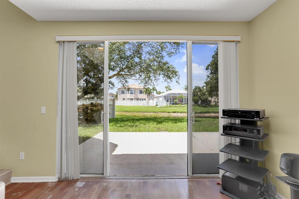 7191 Copperfield Lake Worth, FL 33467