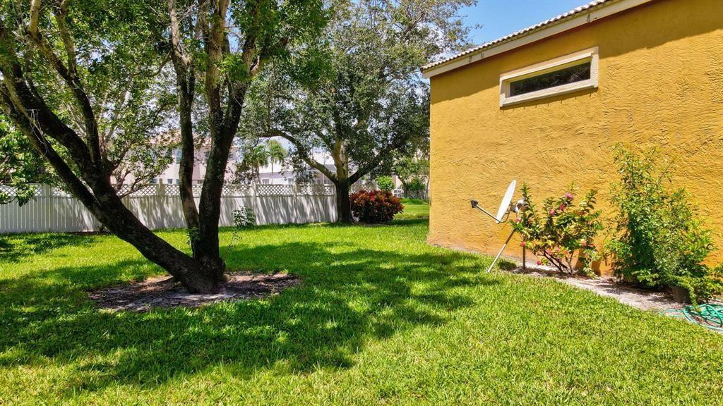 7191 Copperfield Lake Worth, FL 33467