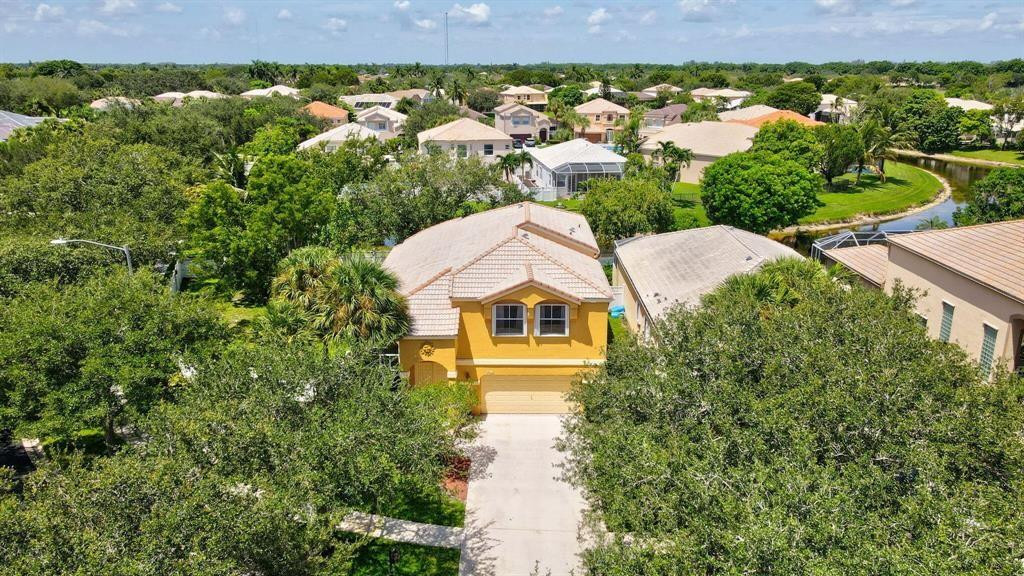 7191 Copperfield Lake Worth, FL 33467