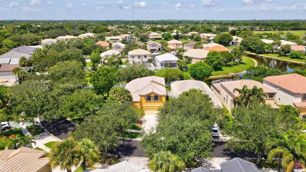 7191 Copperfield Lake Worth, FL 33467