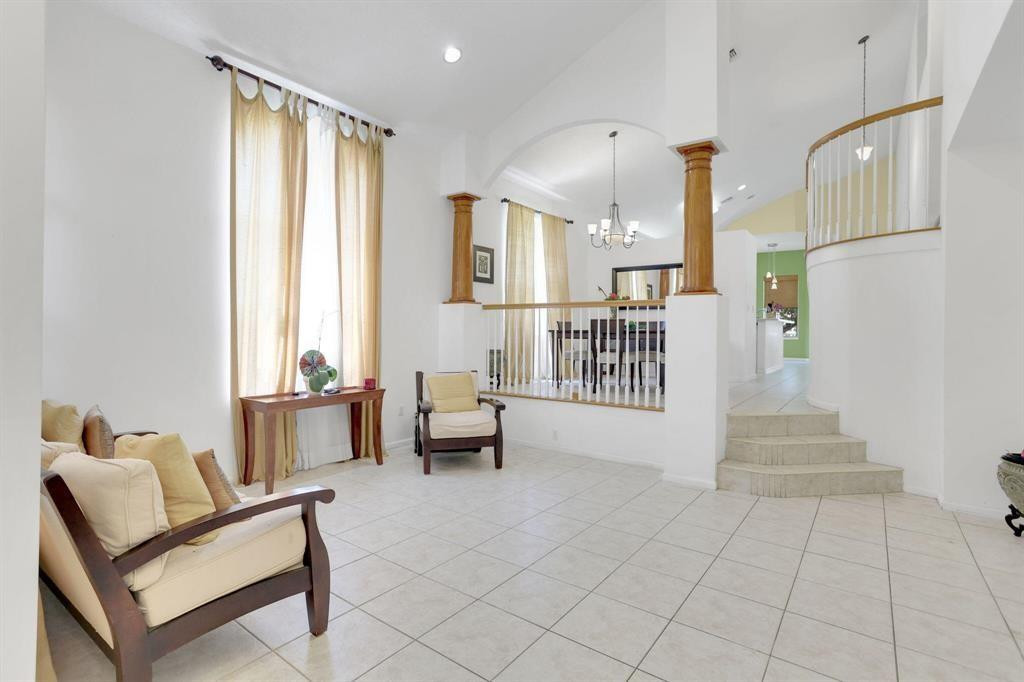 7191 Copperfield Lake Worth, FL 33467